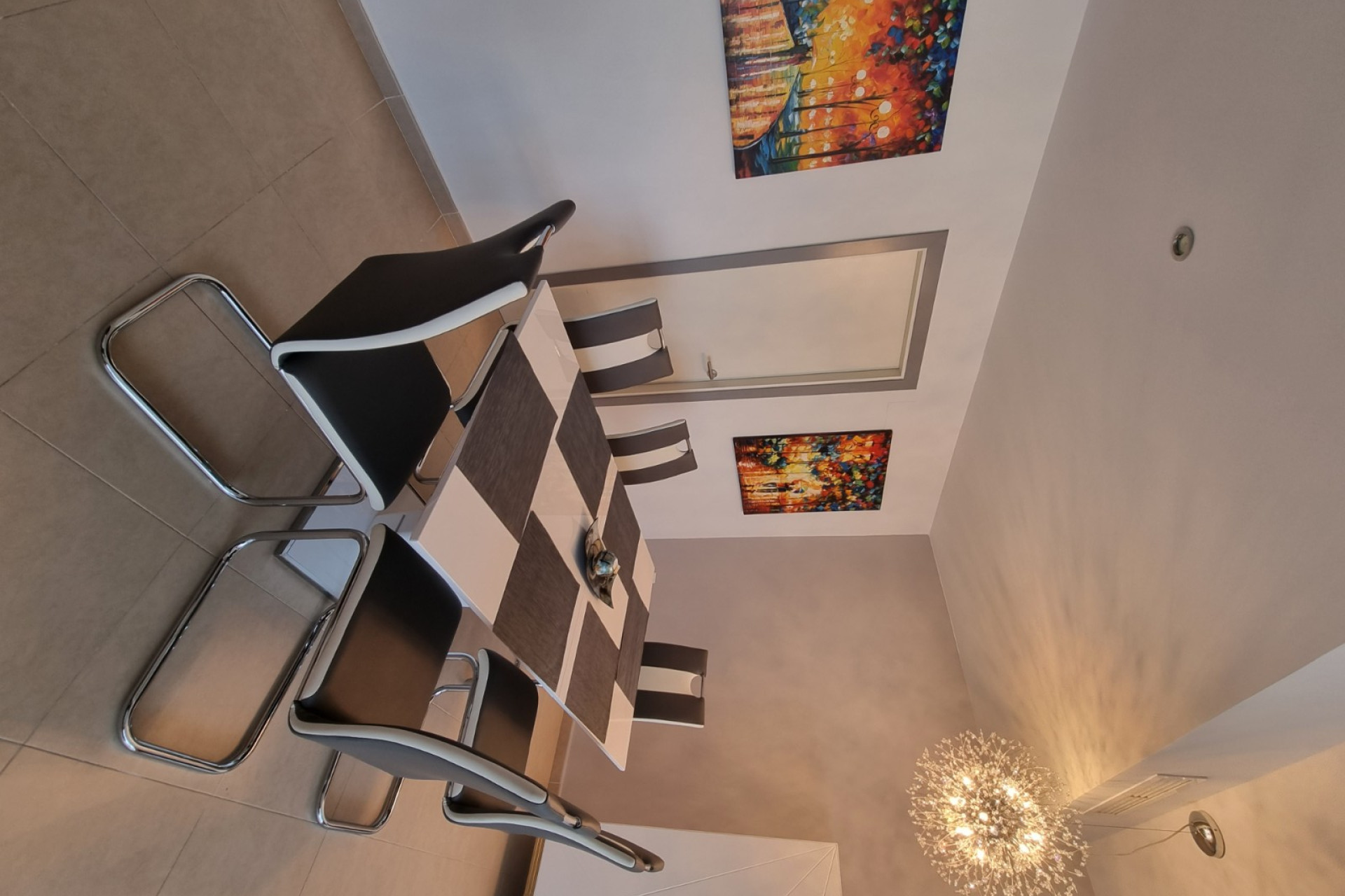 Odsprzedaż - Mieszkanie w bloku - Villajoyosa - Cala de Villajoyosa