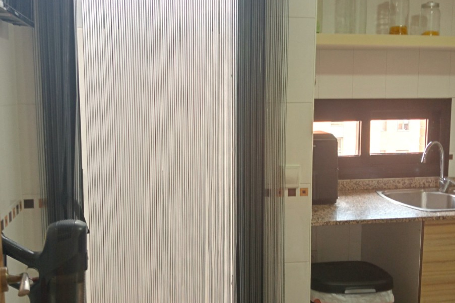 Odsprzedaż - Mieszkanie w bloku - Villajoyosa - Cala de Villajoyosa