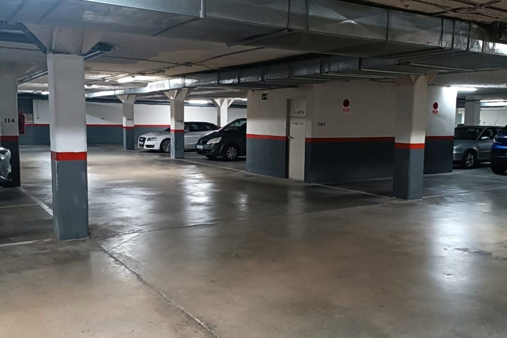 Odsprzedaż - Parking - Villajoyosa - Cala de Villajoyosa