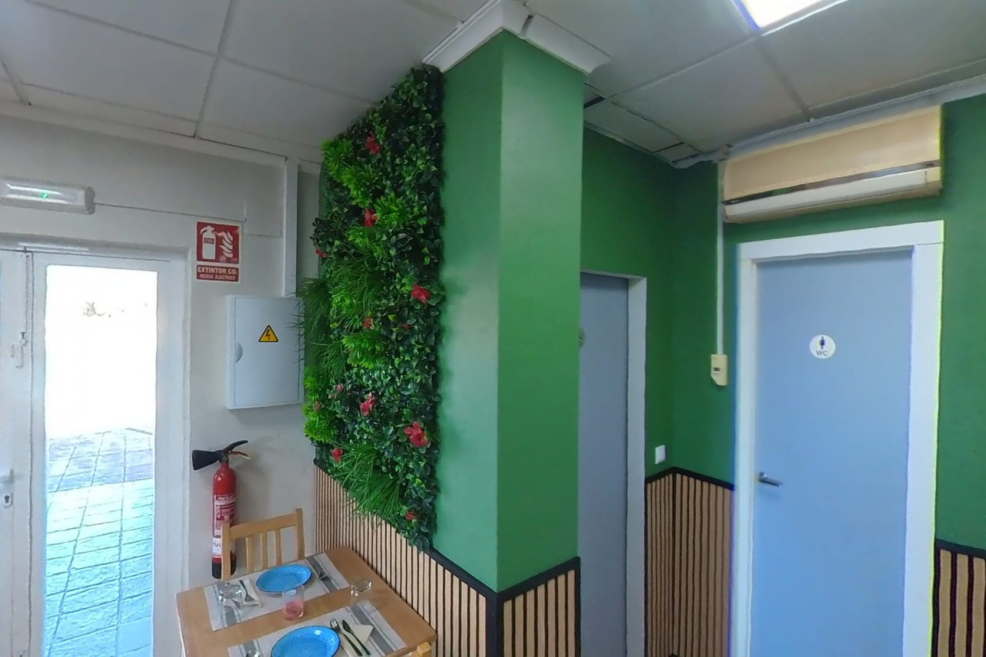 Odsprzedaż - Reklama w telewizji - Torrevieja - Puerto