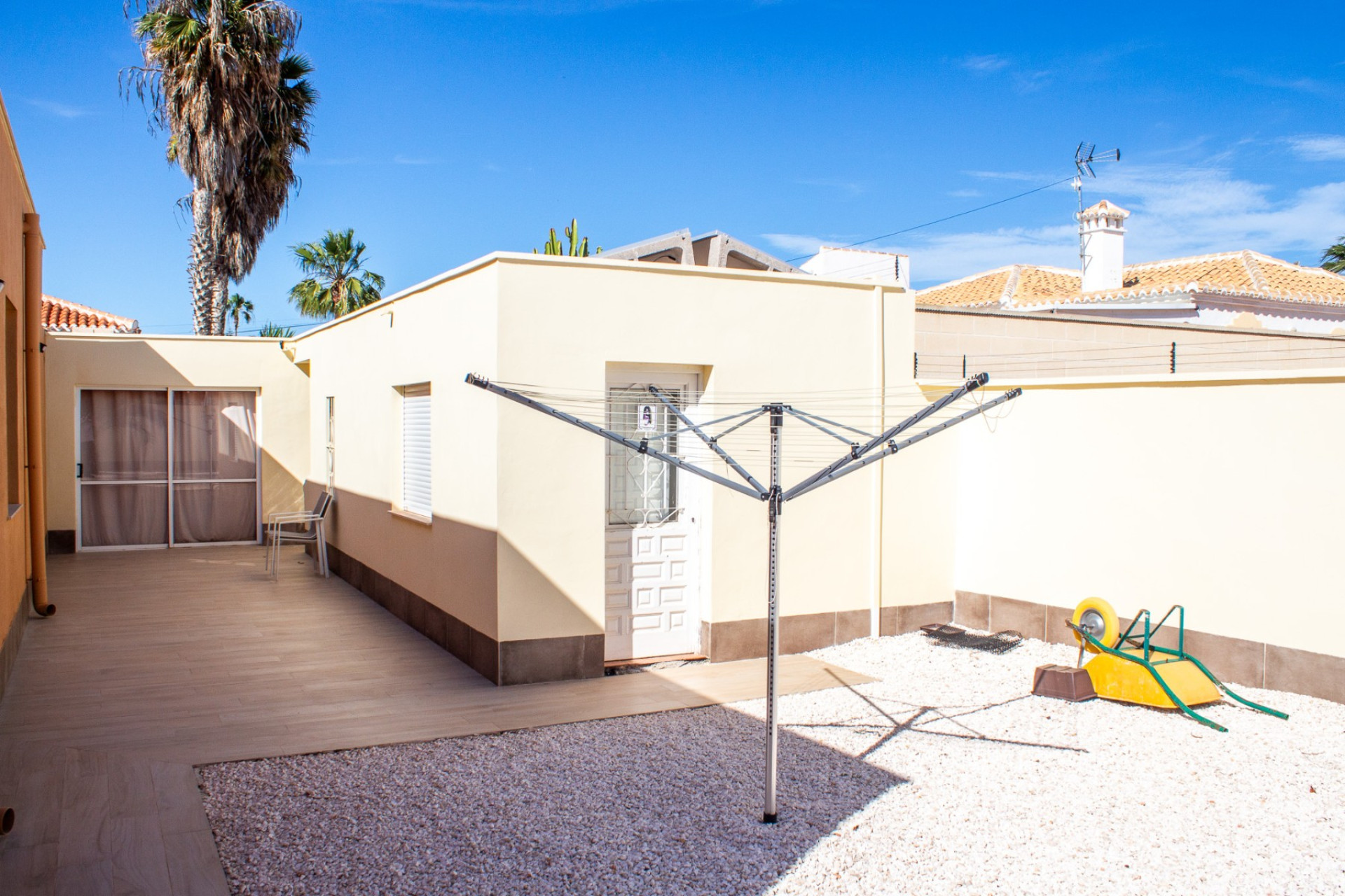 Odsprzedaż - Semi-detached villa - Torrevieja - La Siesta - El Salado -  Torreta