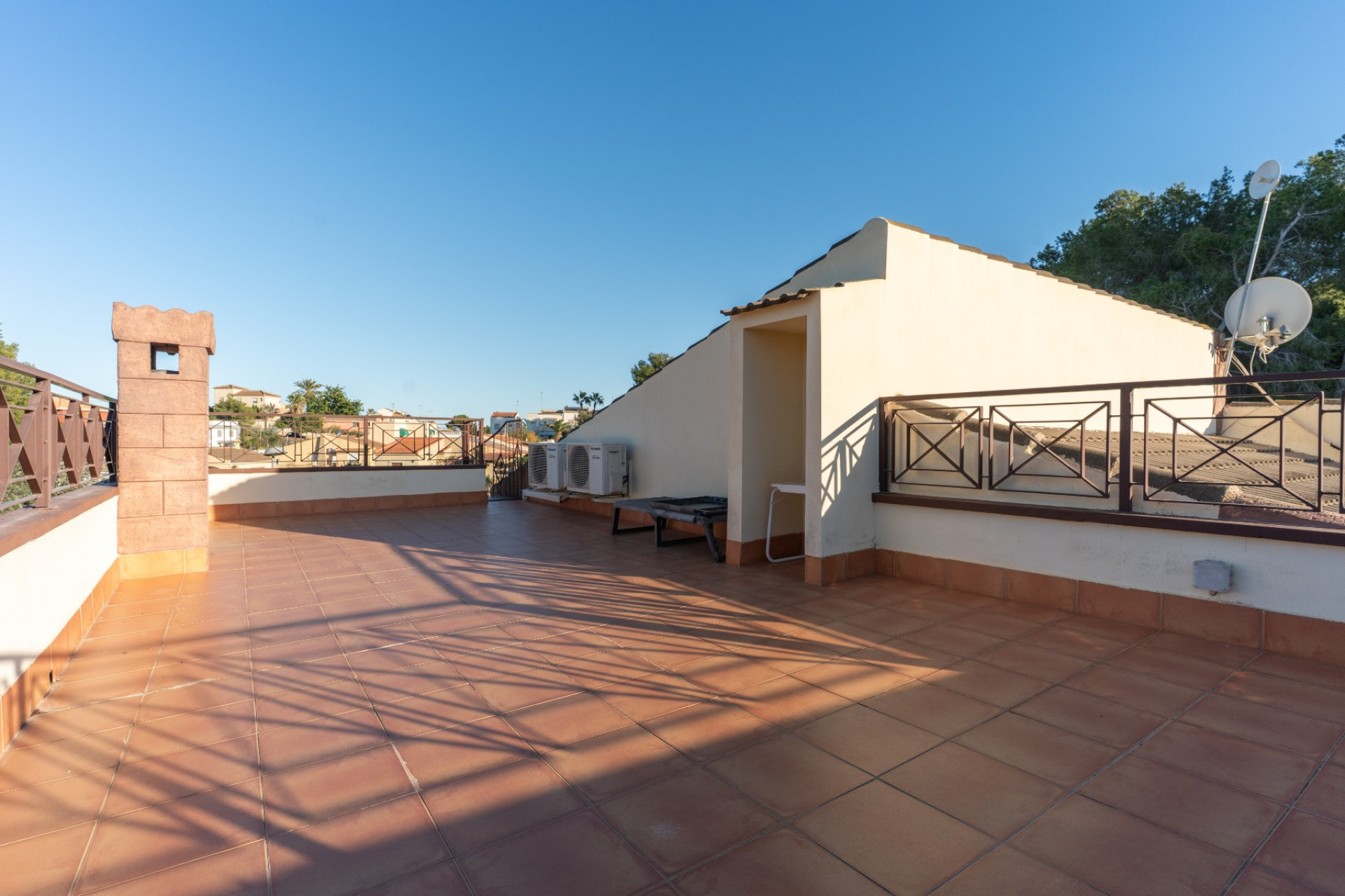Odsprzedaż - Semi-detached villa - Torrevieja - Los Balcones