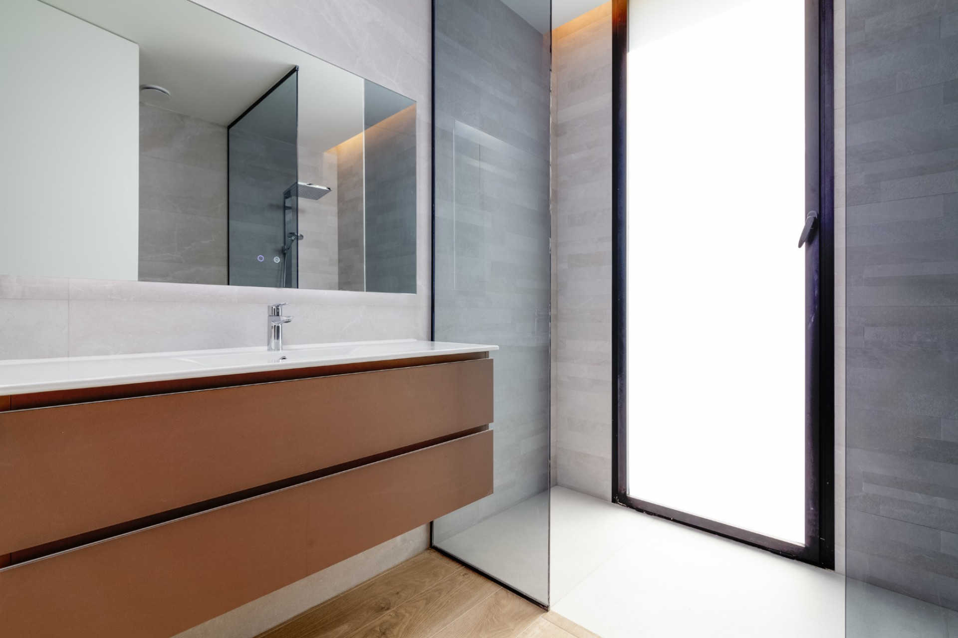 Odsprzedaż - Villa - Albir