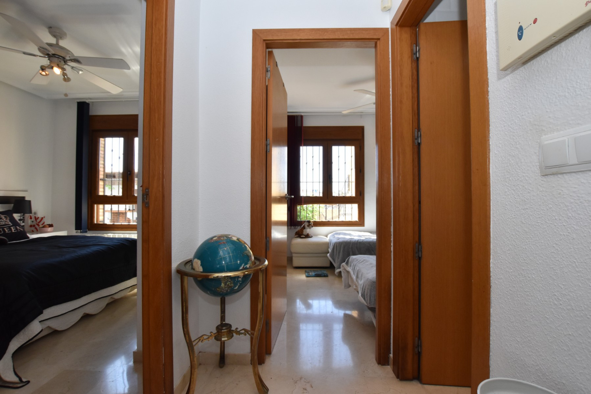 Odsprzedaż - Villa - Algorfa - La Finca Golf Resort