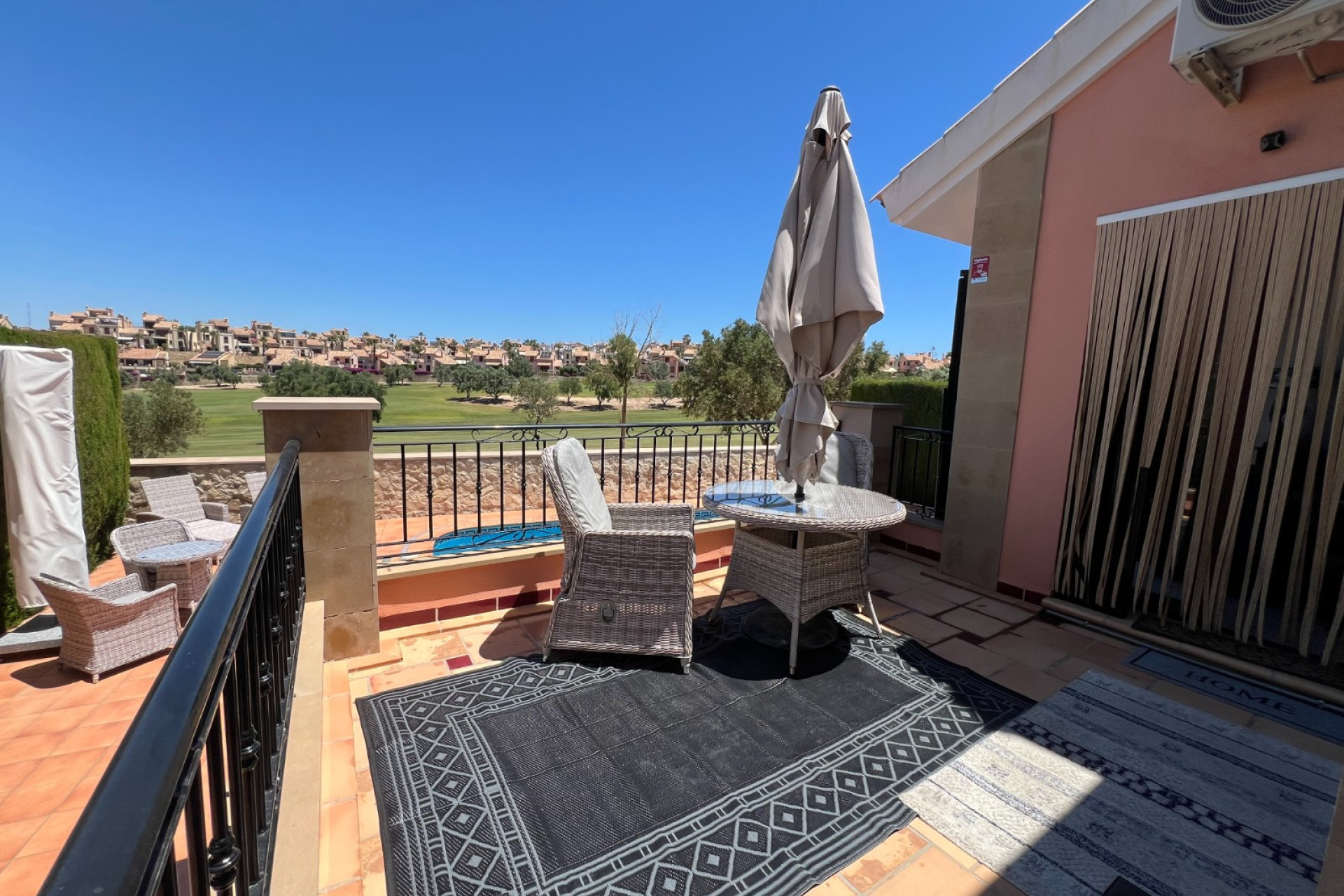 Odsprzedaż - Villa - Algorfa - La Finca Golf Resort
