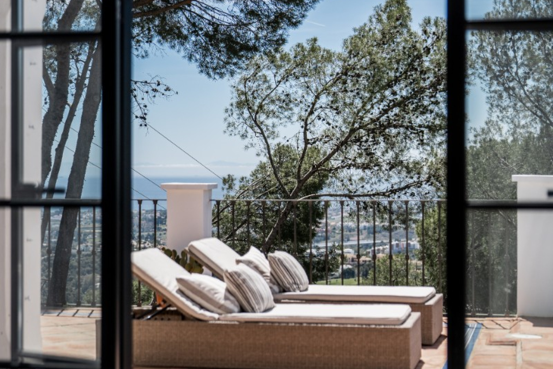 Odsprzedaż - Villa - Benahavis - Benahavís