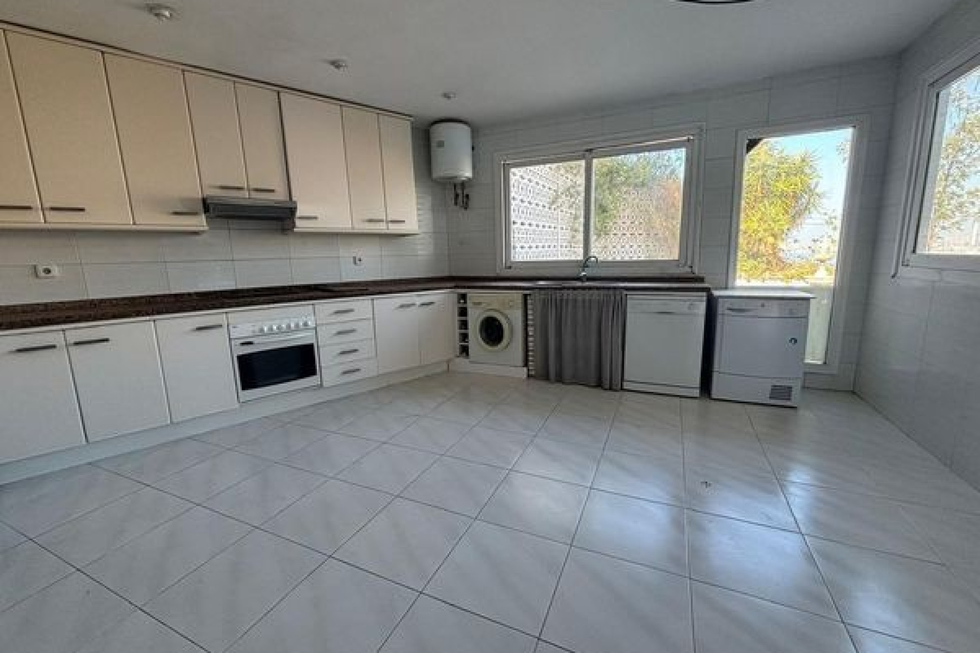 Odsprzedaż - Villa - Benidorm - Levante