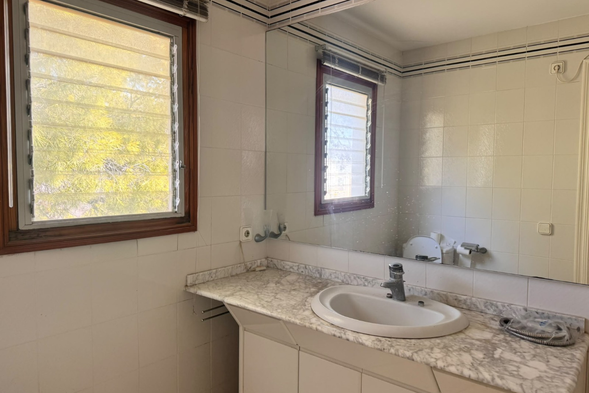 Odsprzedaż - Villa - Benidorm - Rincón de Loix