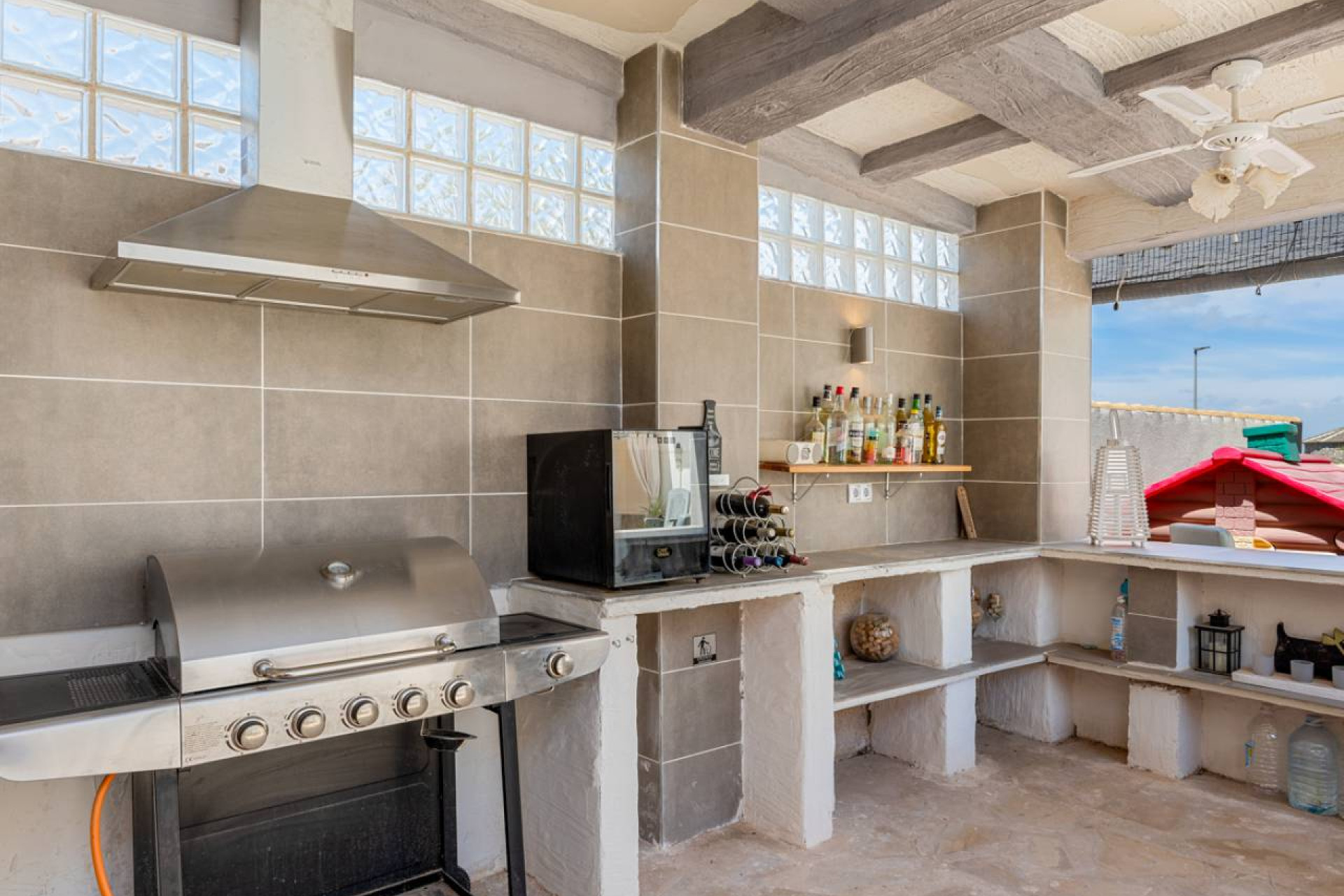 Odsprzedaż - Villa - Benijofar