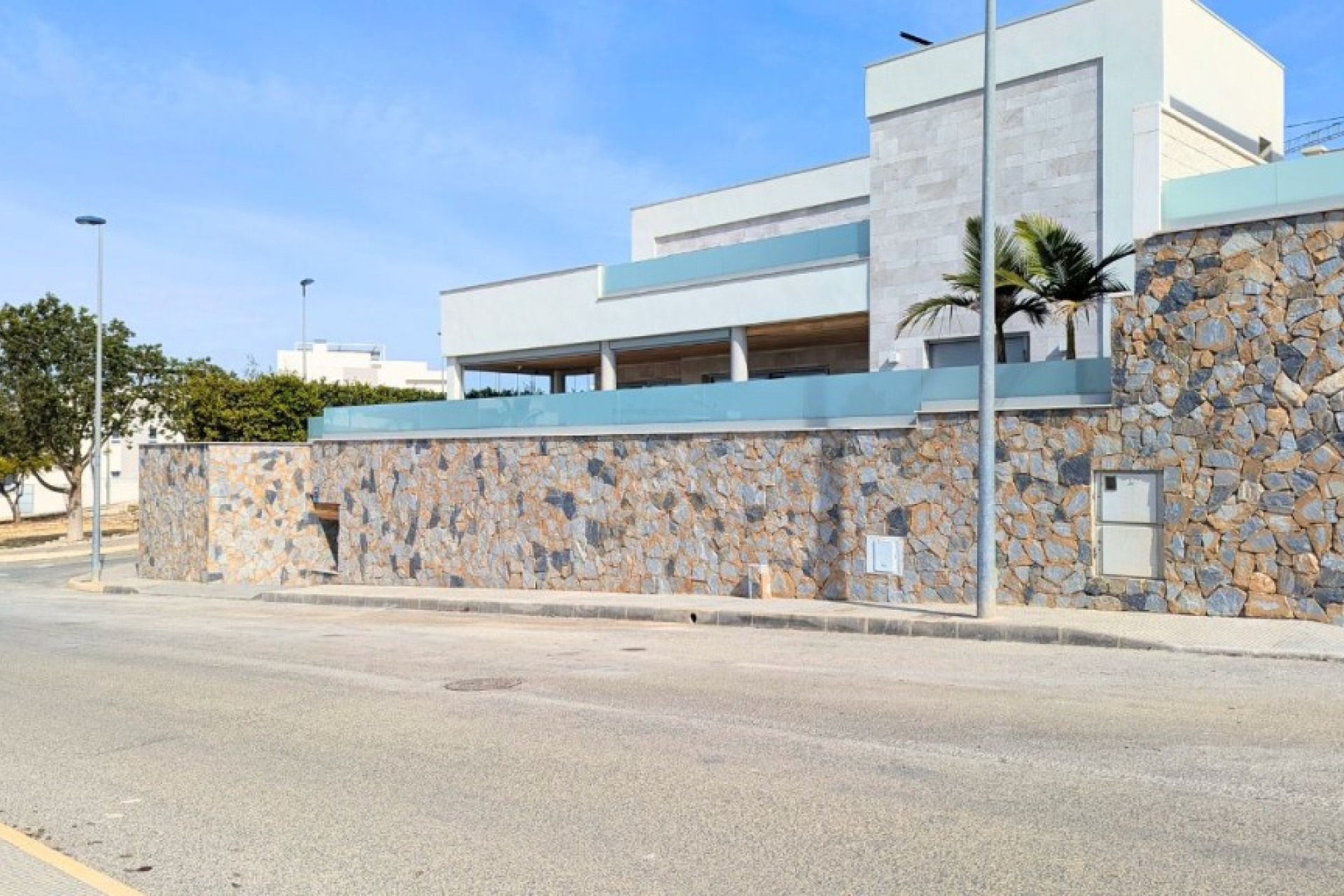 Odsprzedaż - Villa - Benijofar