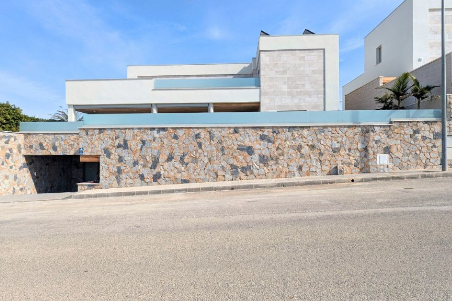 Odsprzedaż - Villa - Benijofar