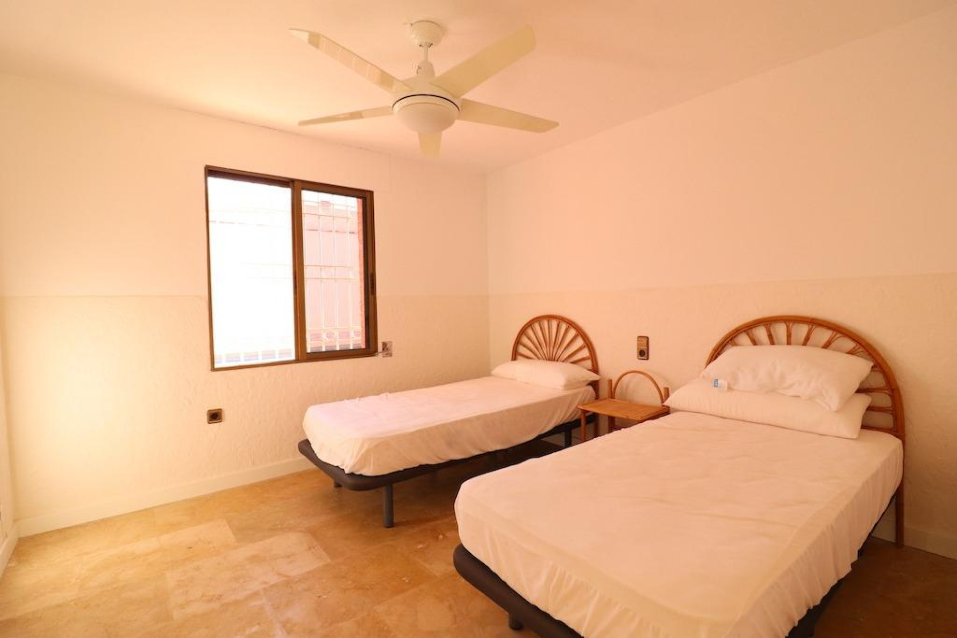 Odsprzedaż - Villa - Cabo Roig - MUY CERCA DE LA PLAYA