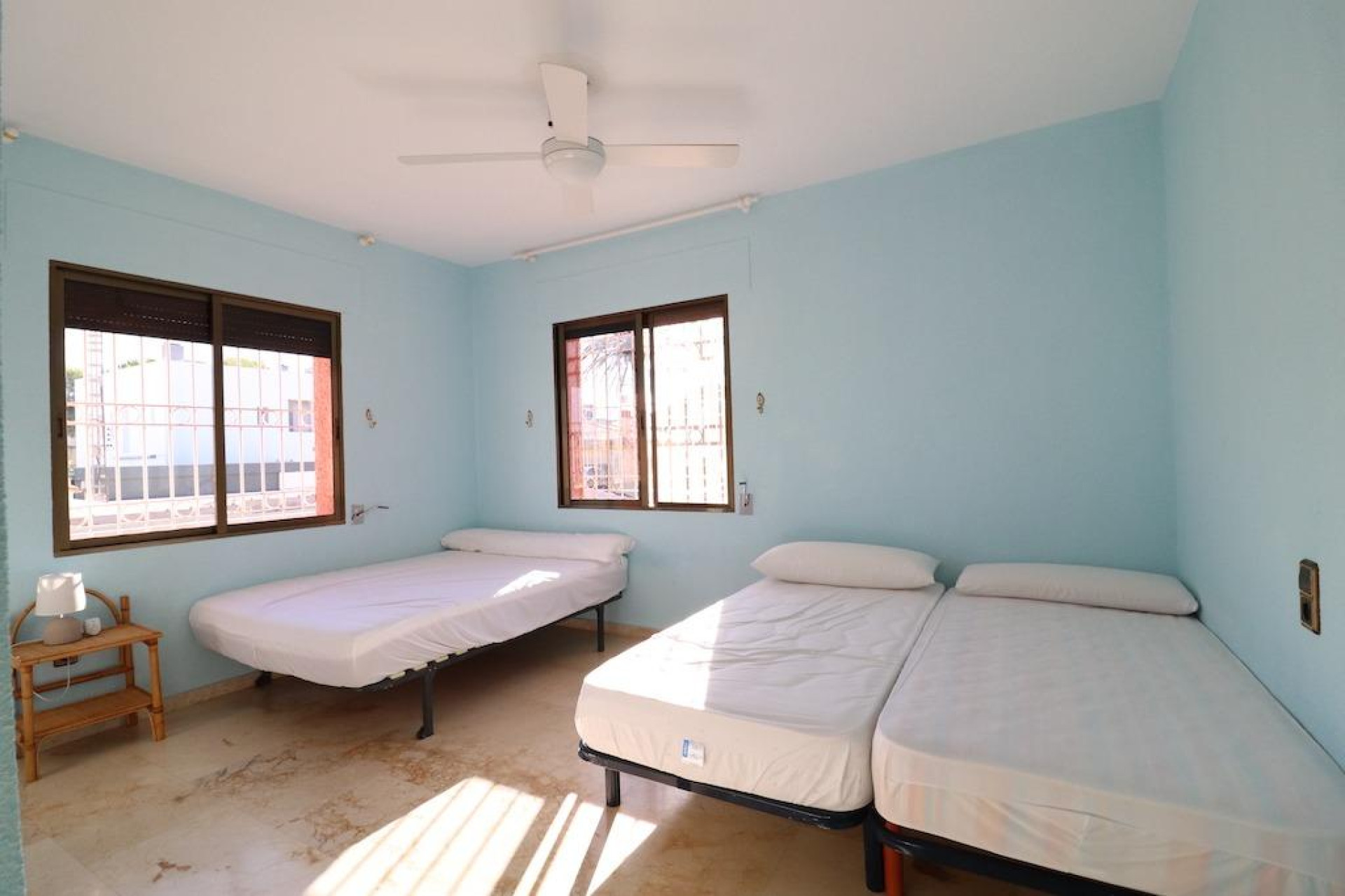 Odsprzedaż - Villa - Cabo Roig - MUY CERCA DE LA PLAYA