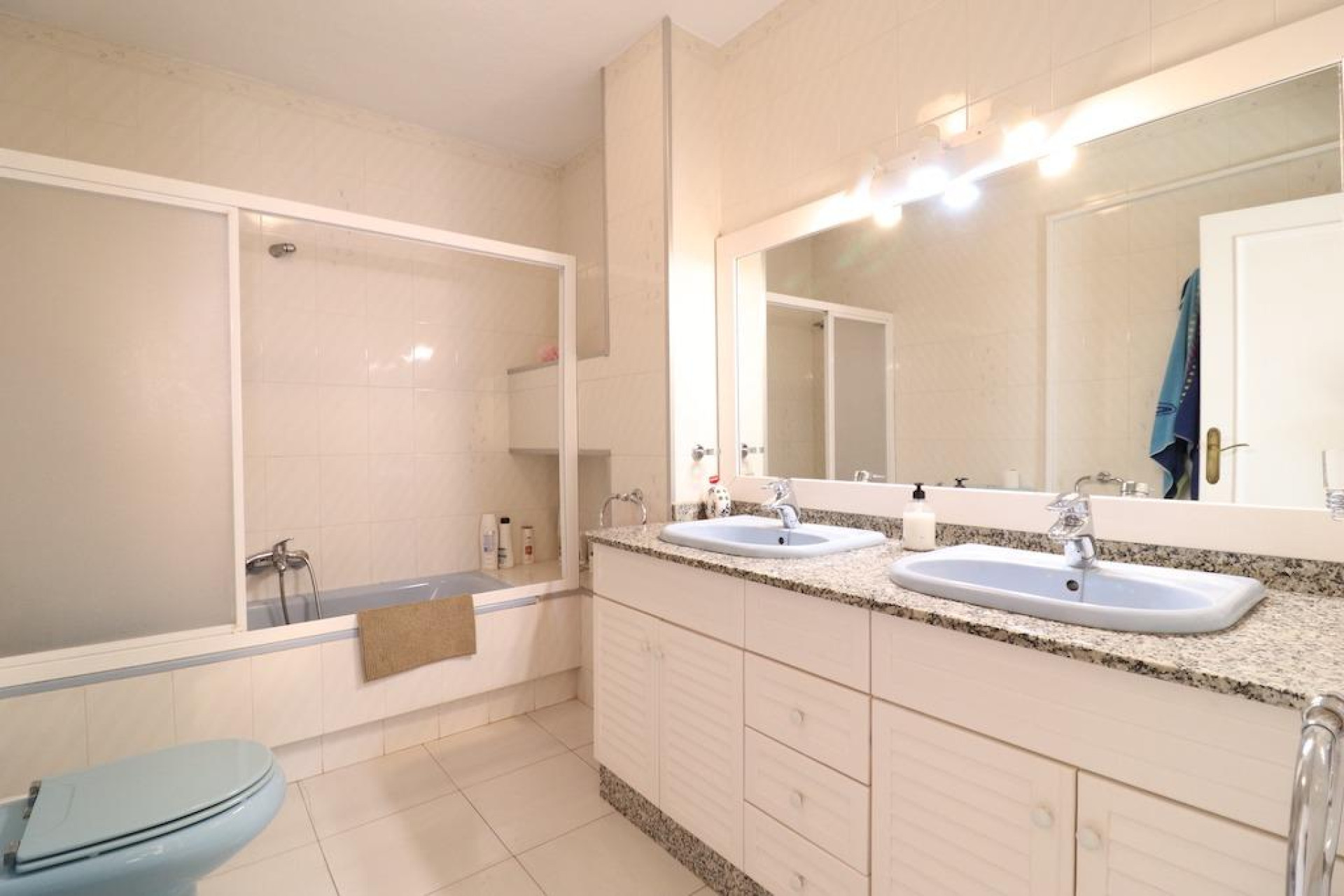 Odsprzedaż - Villa - Cabo Roig - MUY CERCA DE LA PLAYA