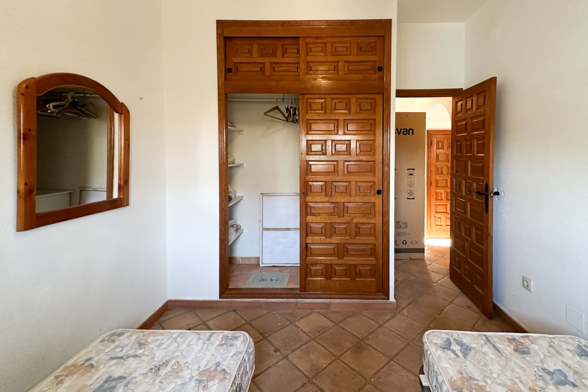 Odsprzedaż - Villa - Cabo Roig