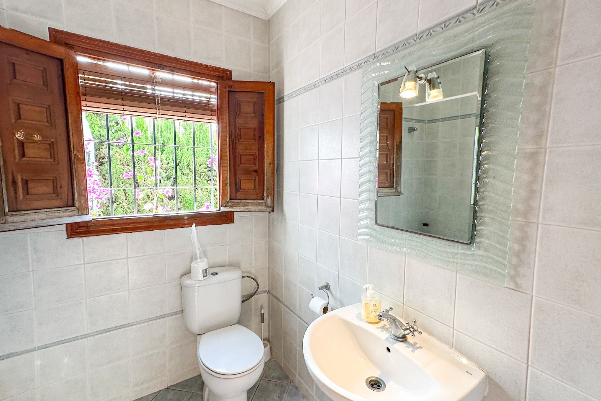 Odsprzedaż - Villa - Cabo Roig