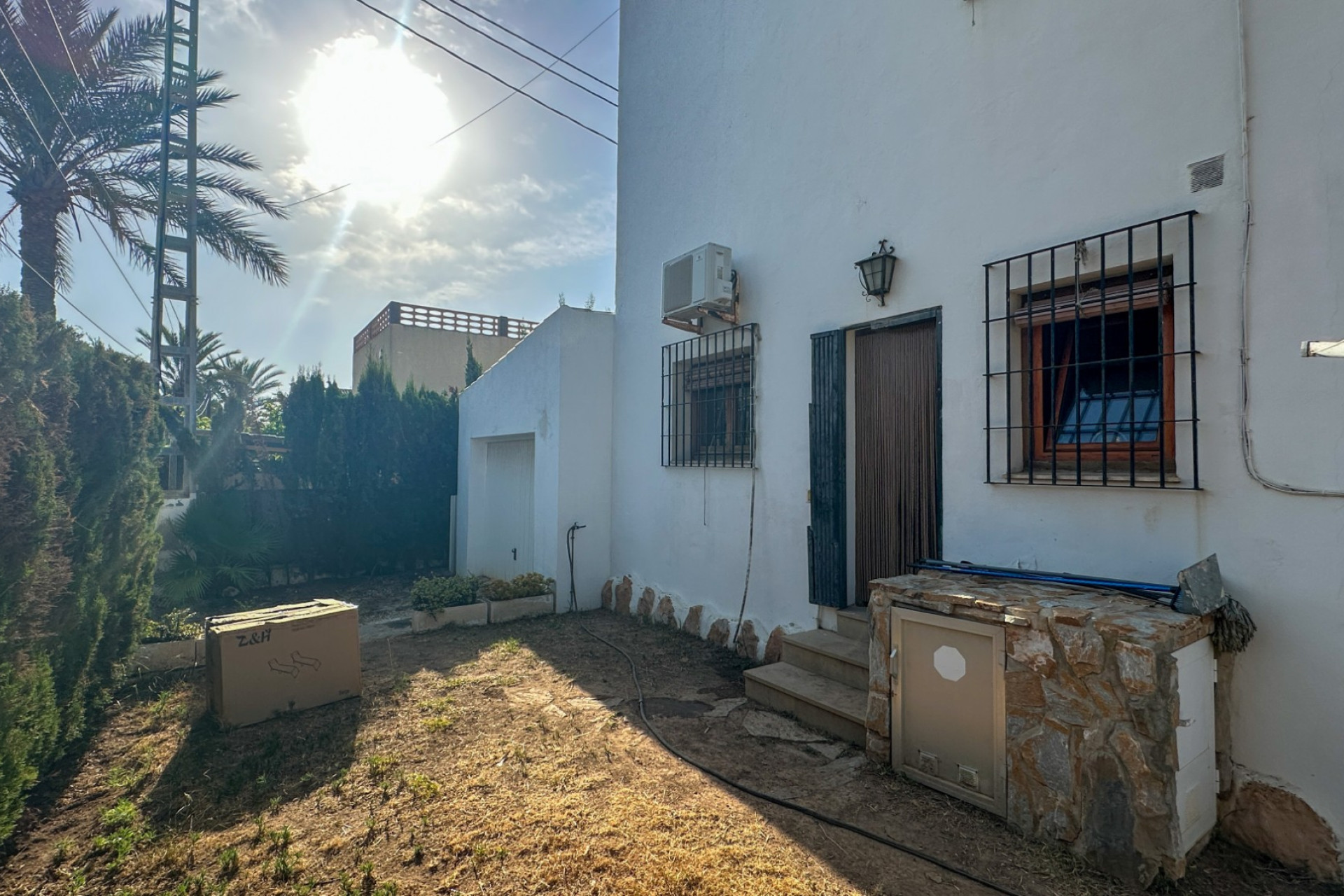 Odsprzedaż - Villa - Cabo Roig