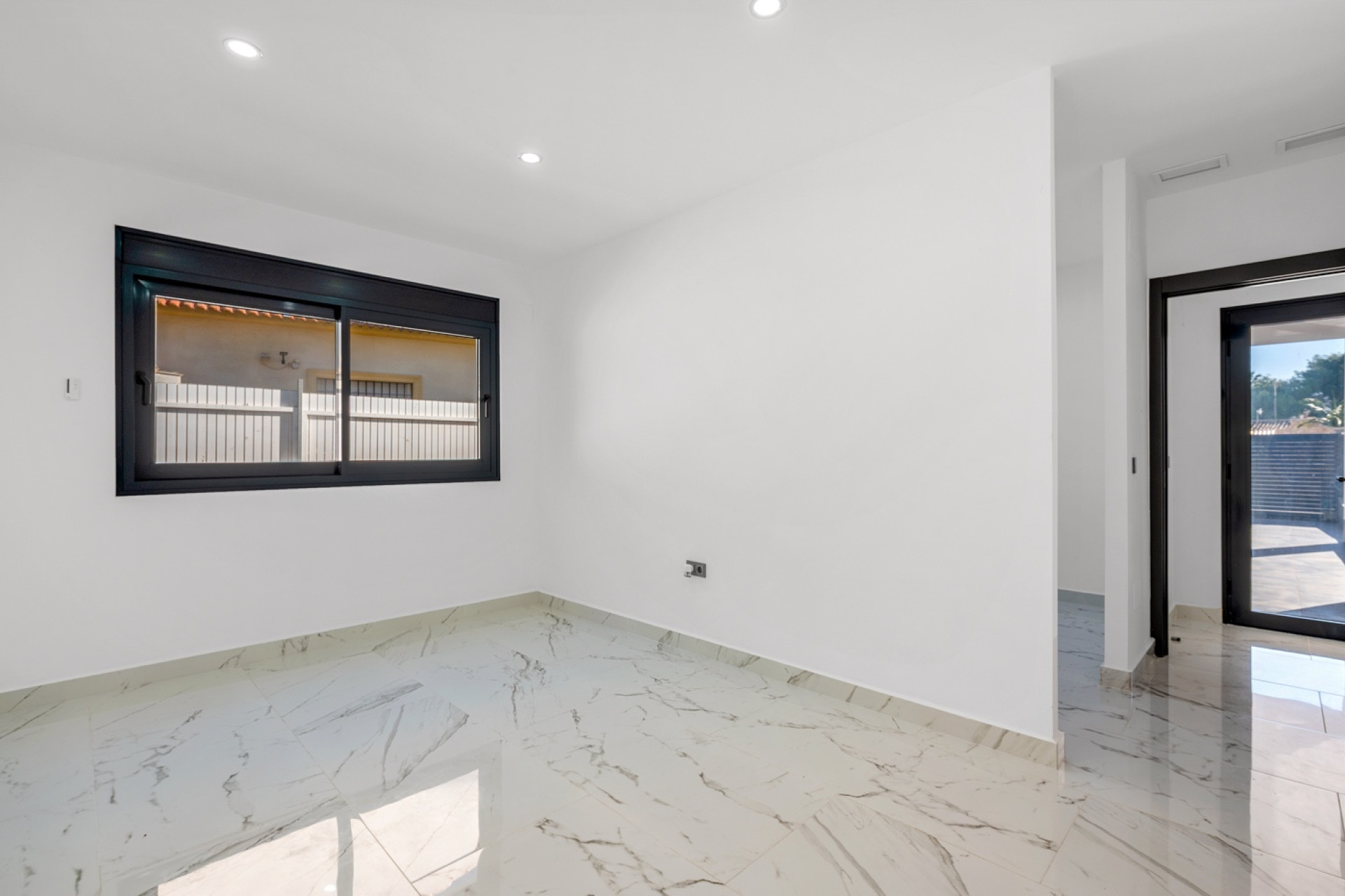 Odsprzedaż - Villa - Campoamor