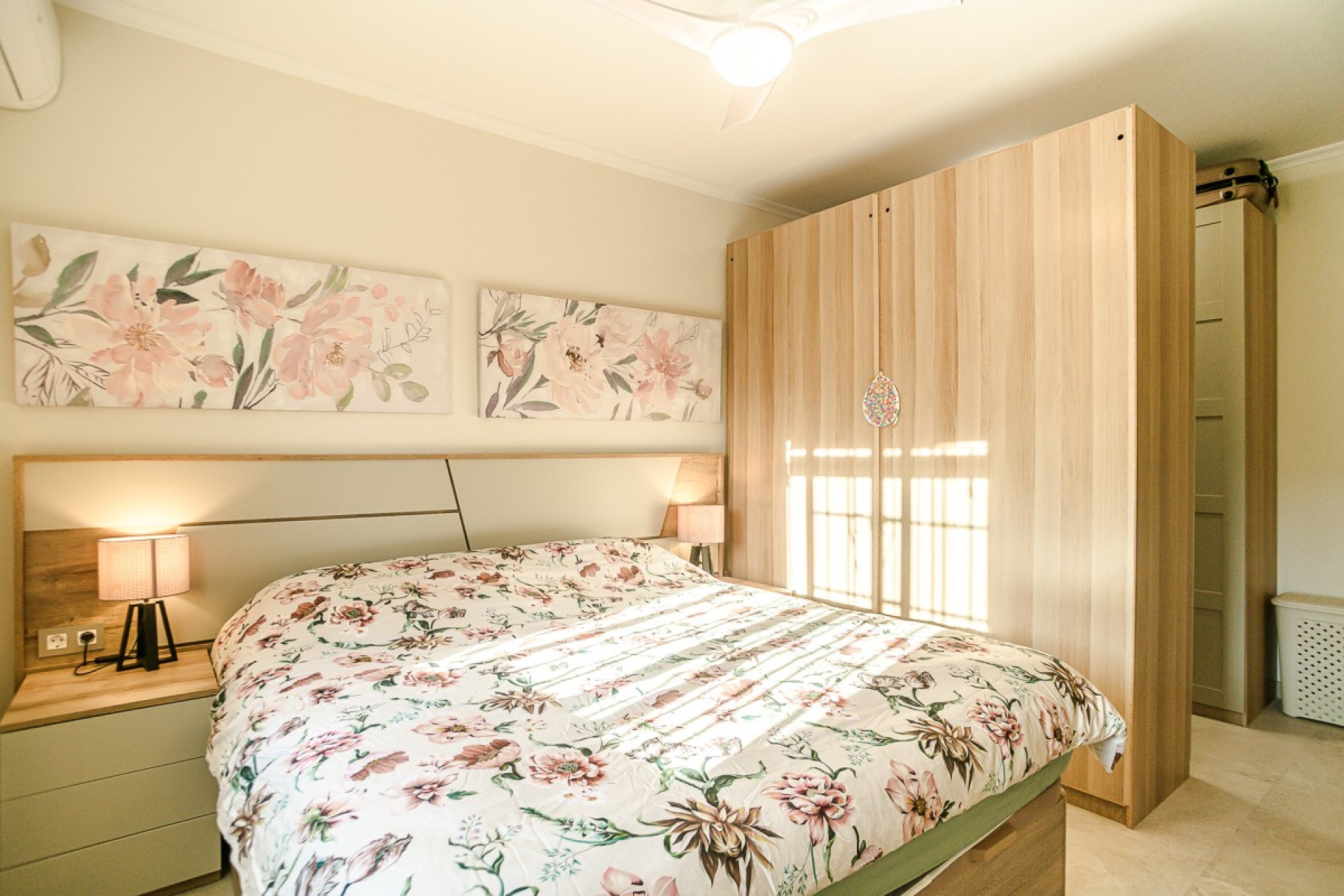 Odsprzedaż - Villa - Catral