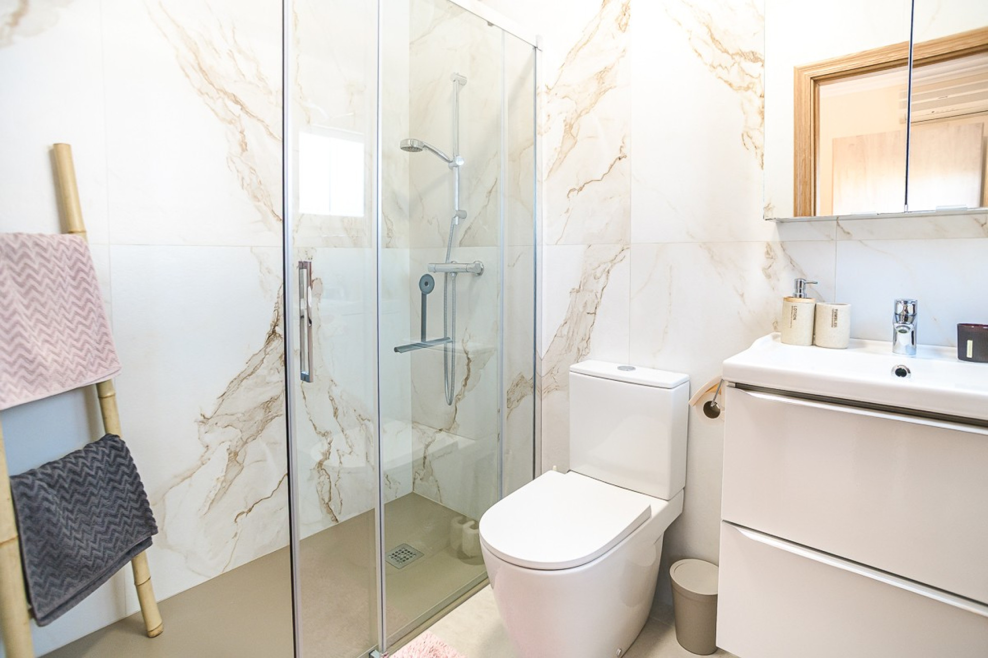 Odsprzedaż - Villa - Catral