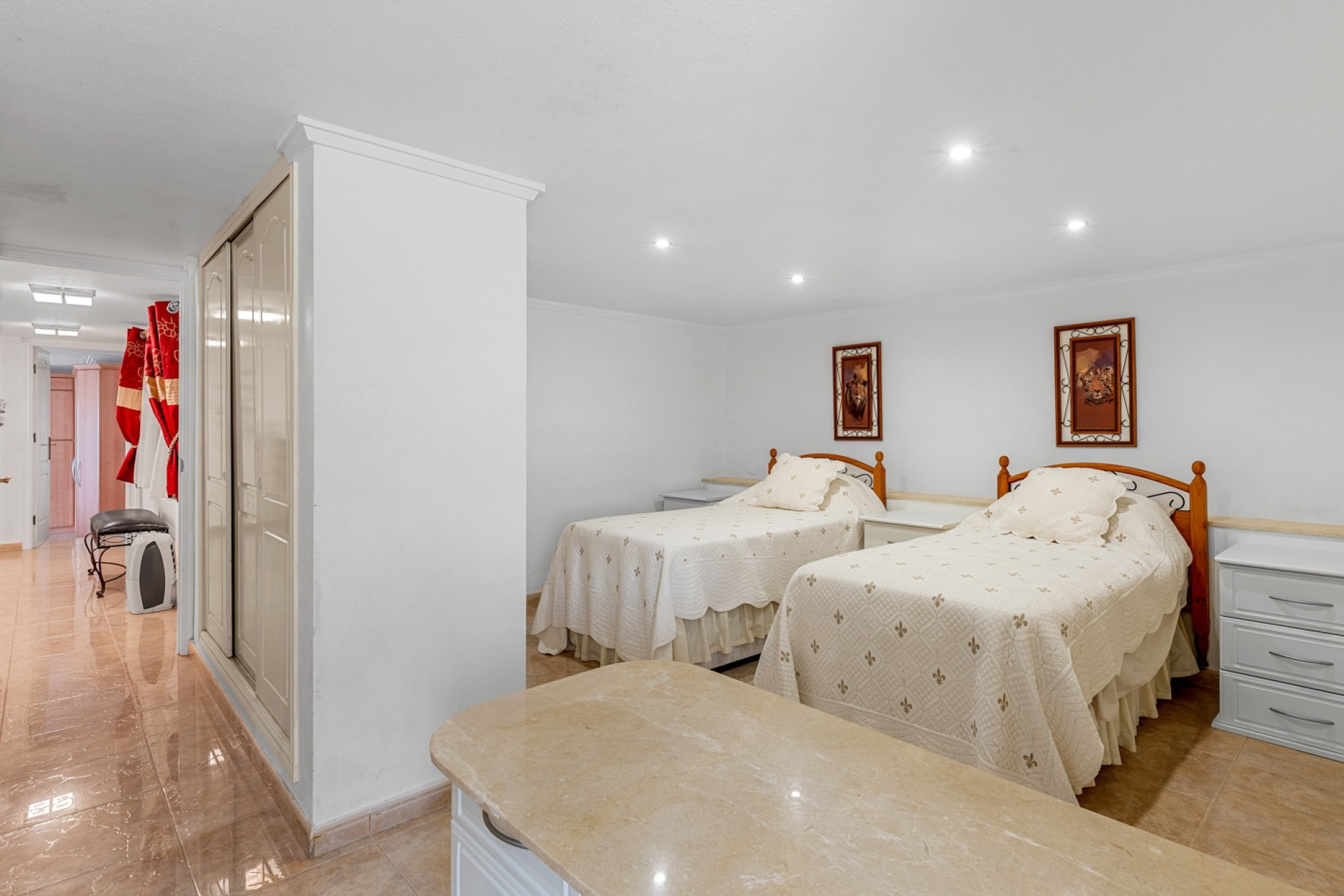 Odsprzedaż - Villa - Ciudad Quesada