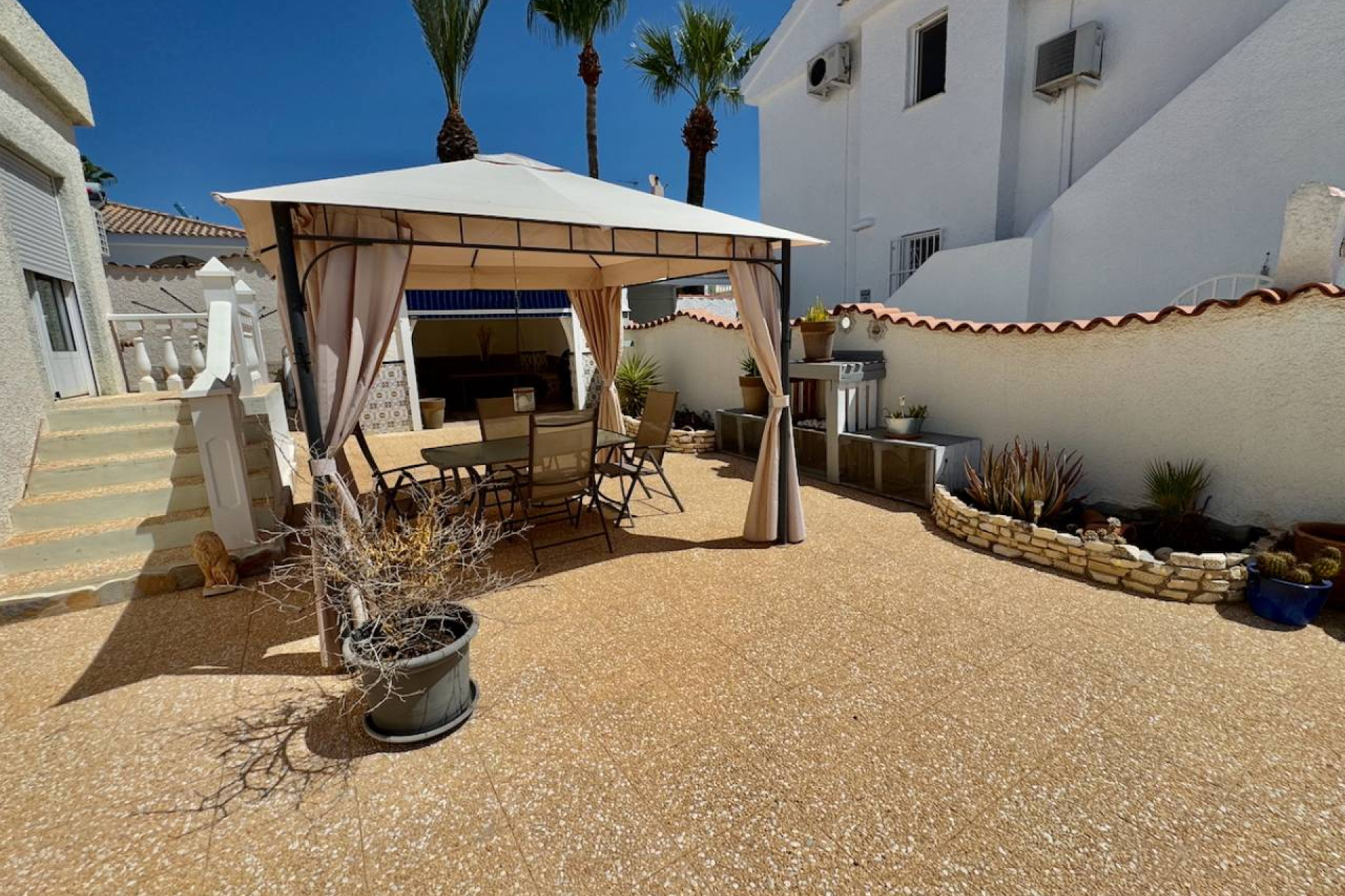 Odsprzedaż - Villa - Ciudad Quesada