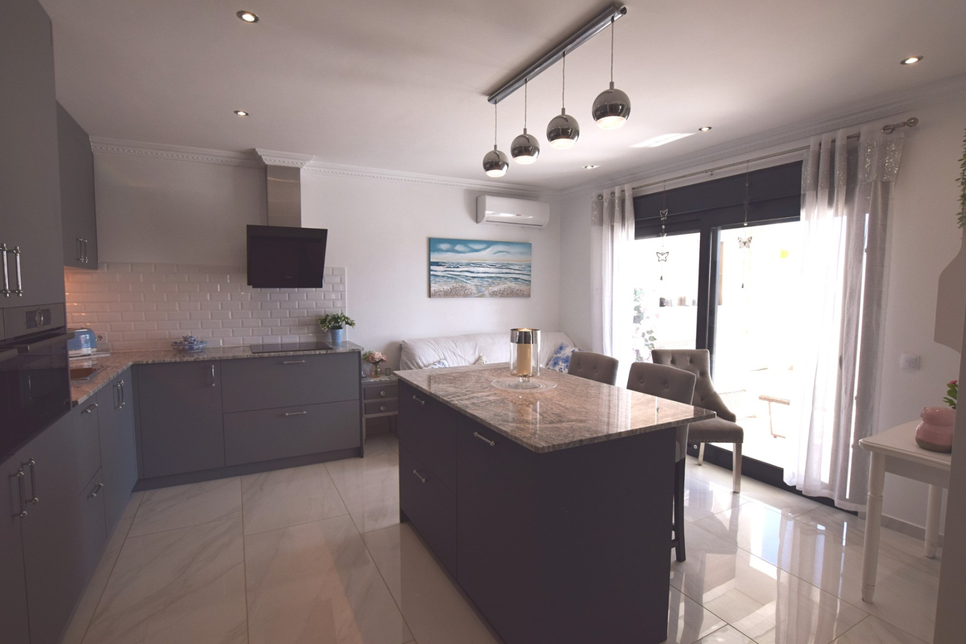 Odsprzedaż - Villa - Ciudad Quesada