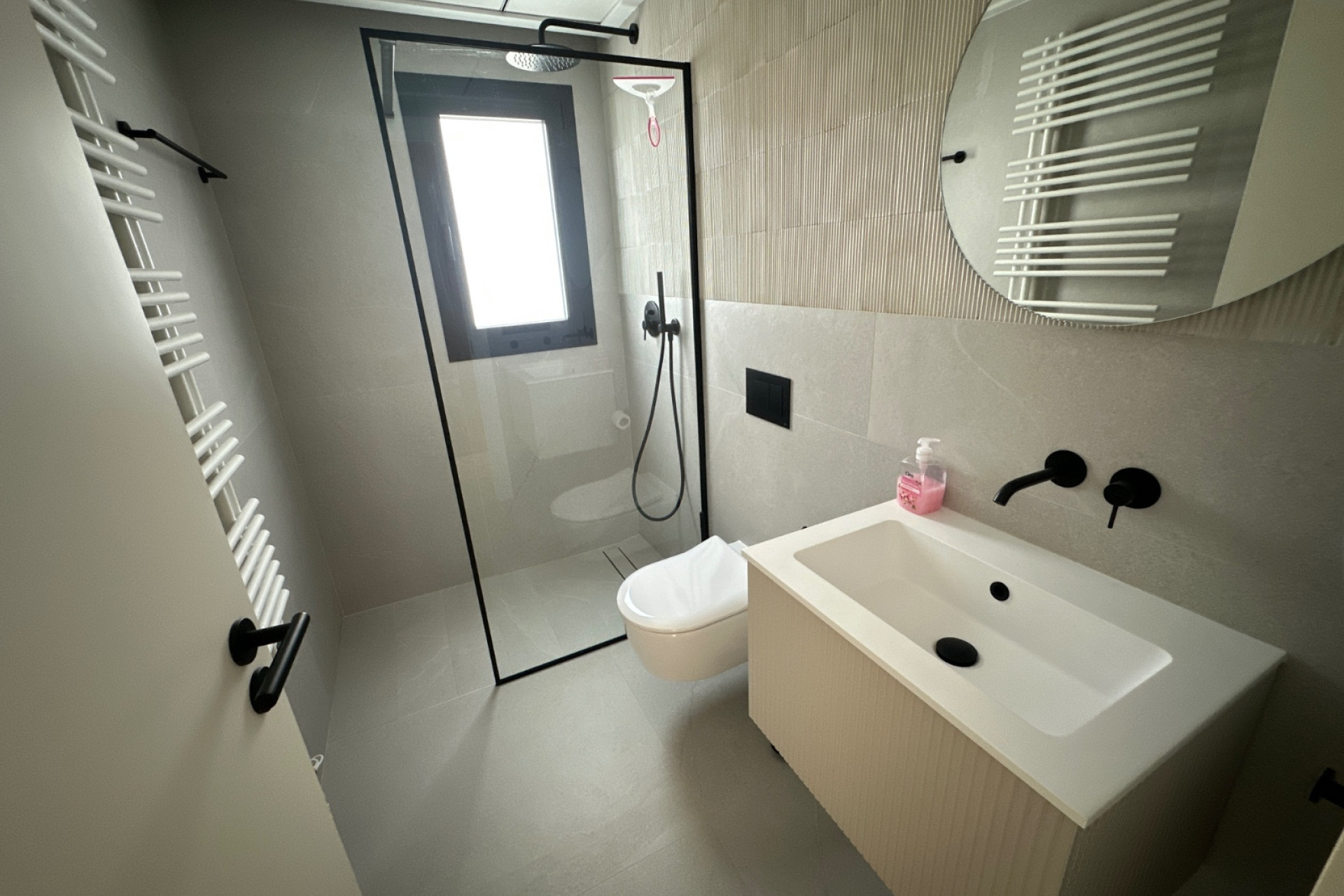 Odsprzedaż - Villa - Ciudad Quesada