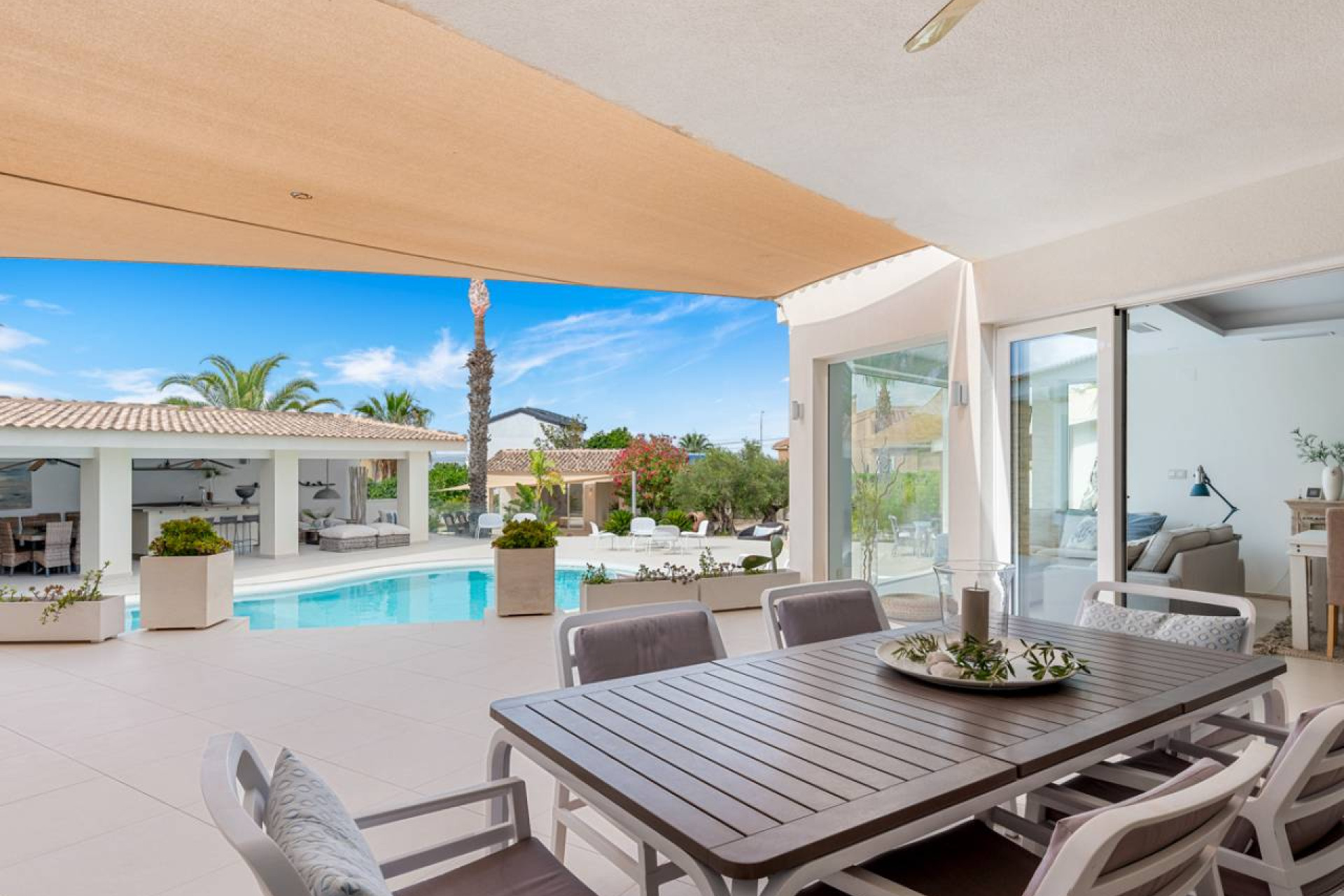 Odsprzedaż - Villa - Ciudad Quesada