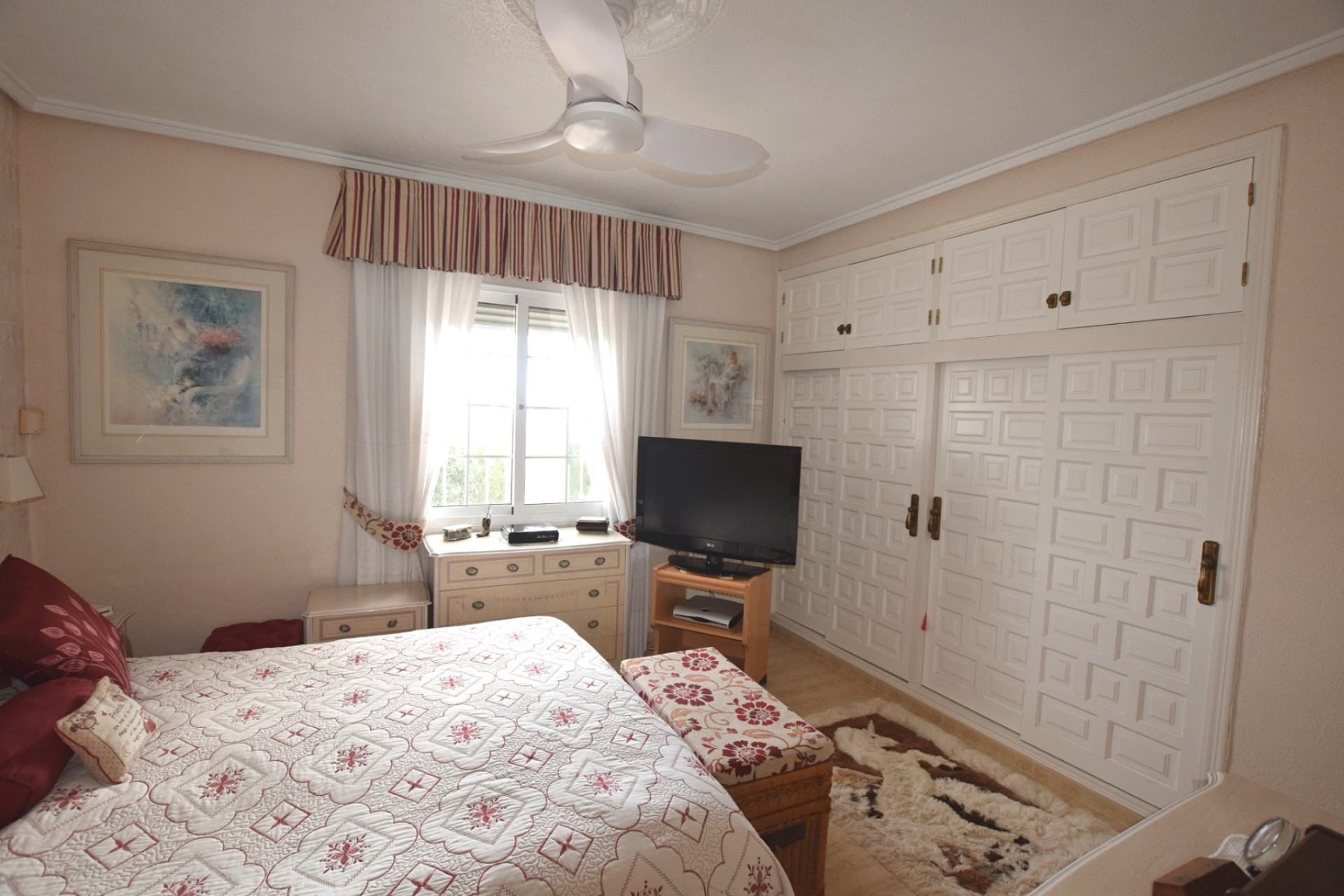 Odsprzedaż - Villa - Ciudad Quesada