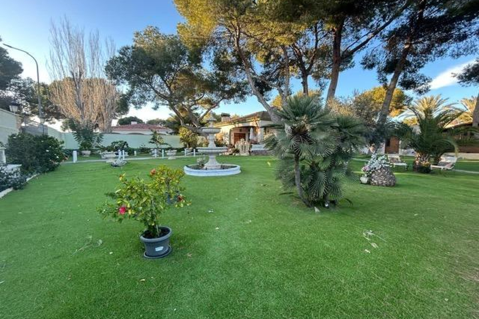 Odsprzedaż - Villa - Dehesa de Campoamor - Campoamor