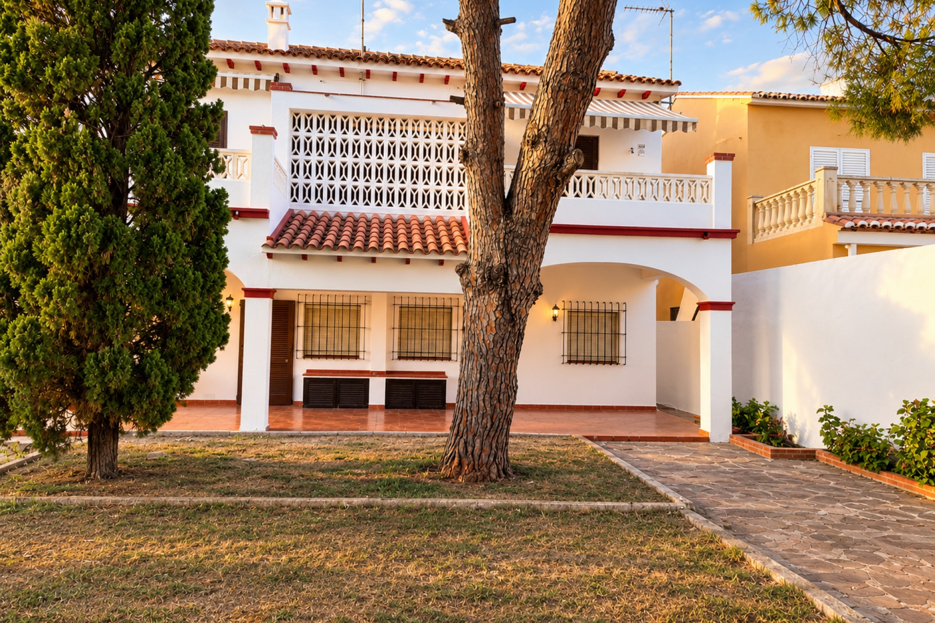 Odsprzedaż - Villa - Denia - Les Marines - Las Marinas