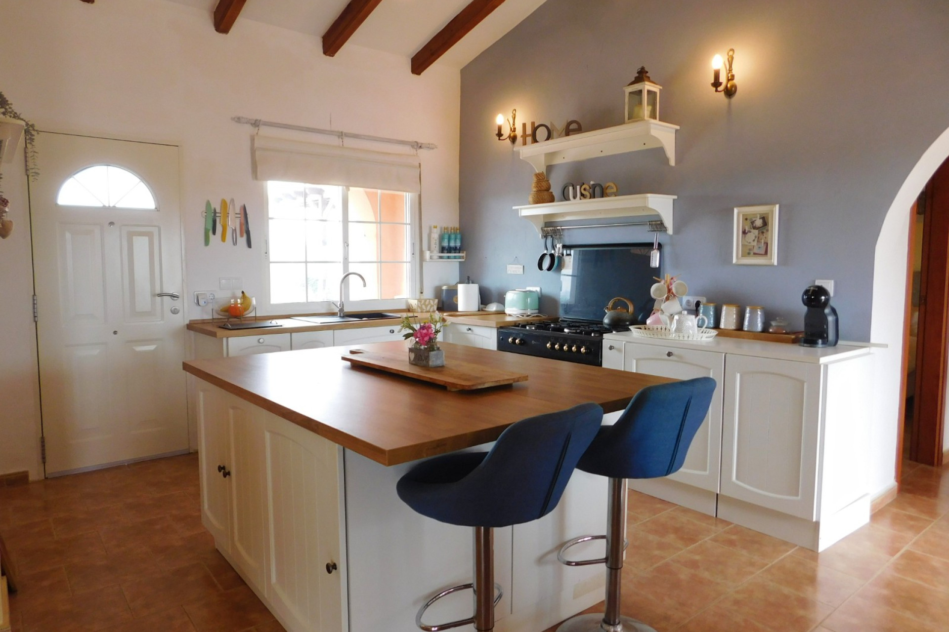 Odsprzedaż - Villa - Dolores