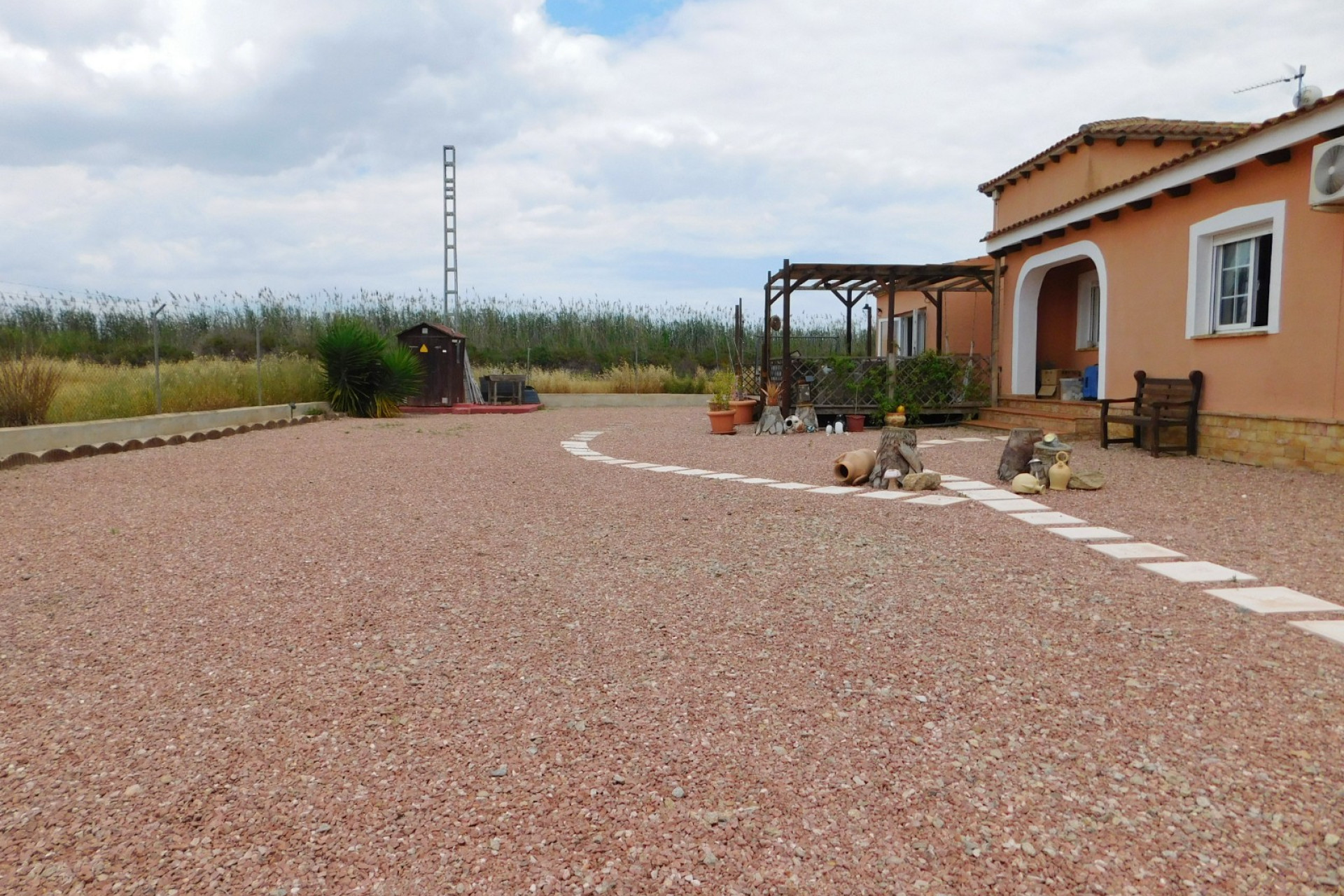 Odsprzedaż - Villa - Dolores