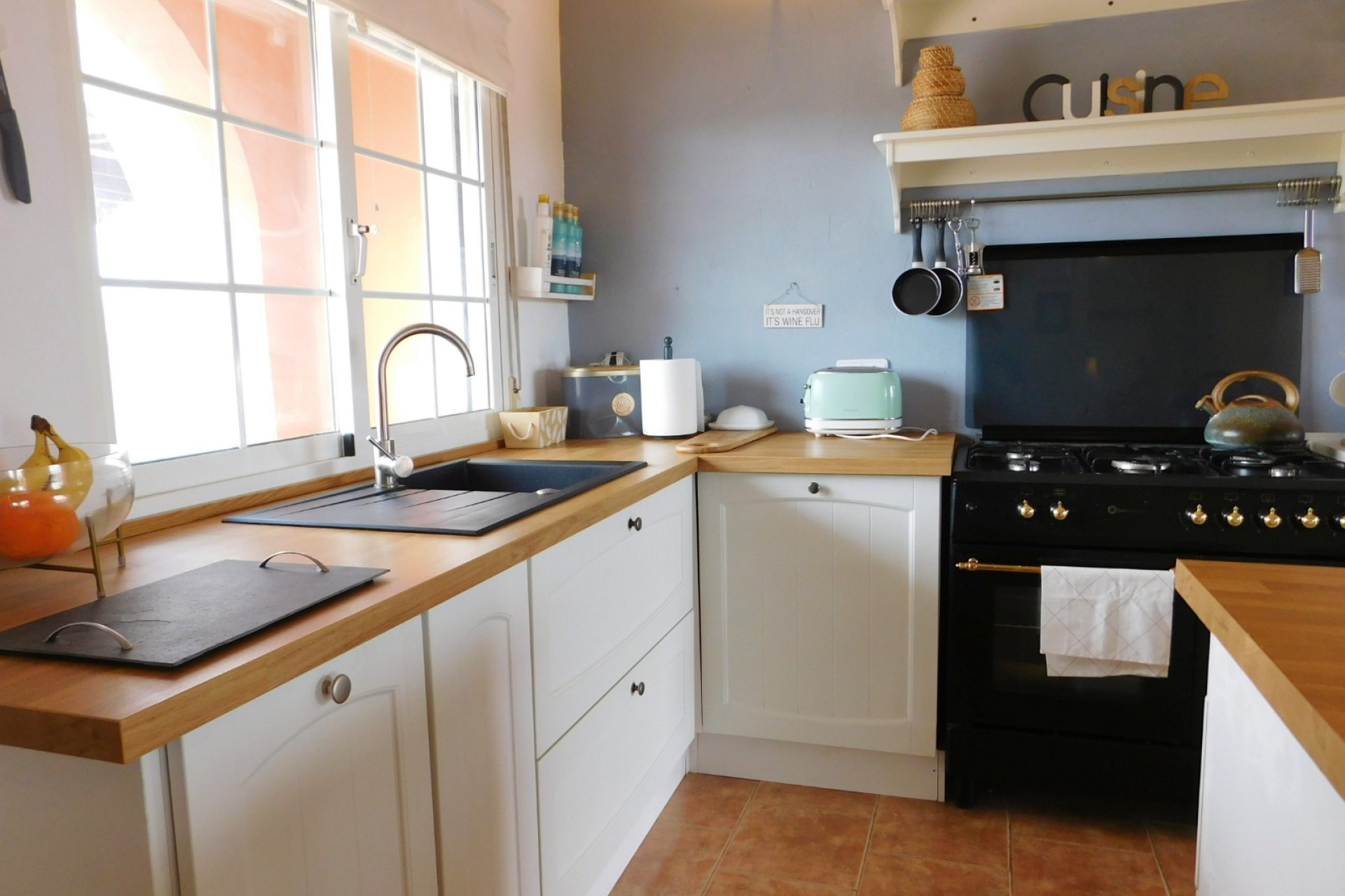 Odsprzedaż - Villa - Dolores