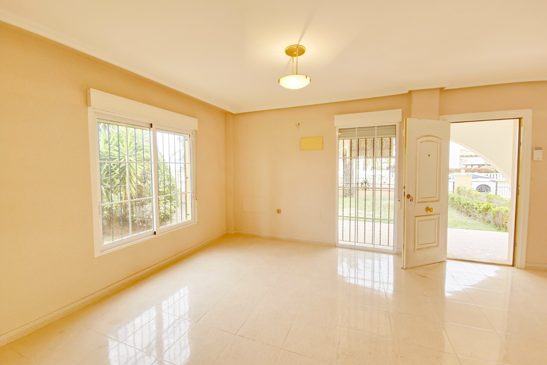 Odsprzedaż - Villa - Elche - La Marina