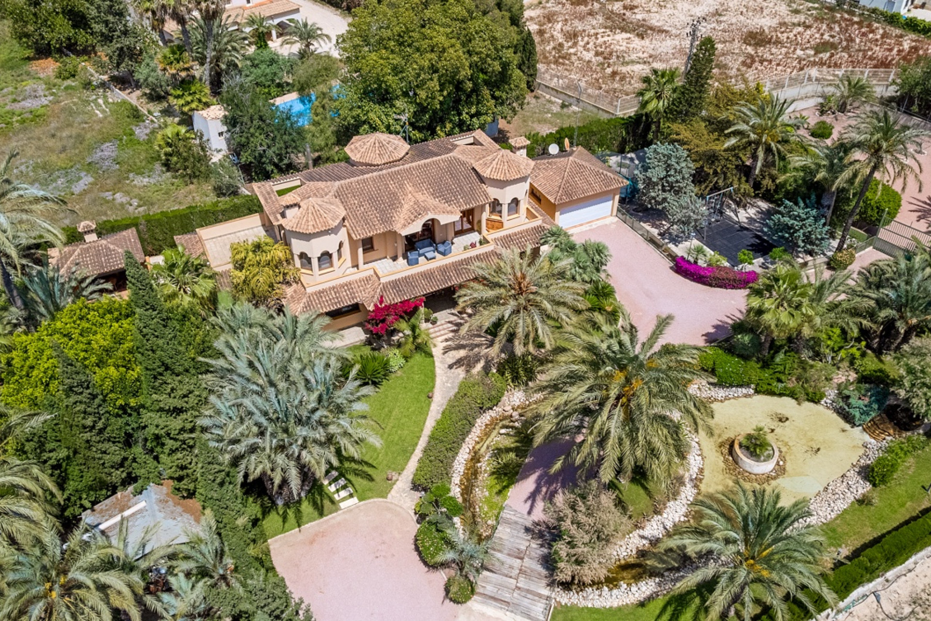 Odsprzedaż - Villa - Elche