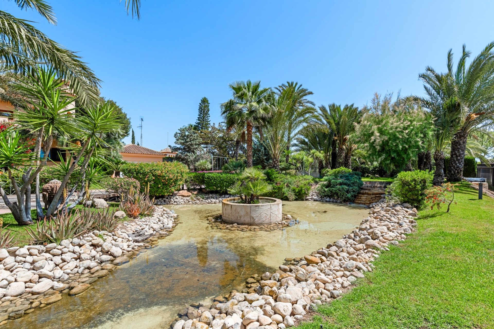 Odsprzedaż - Villa - Elche