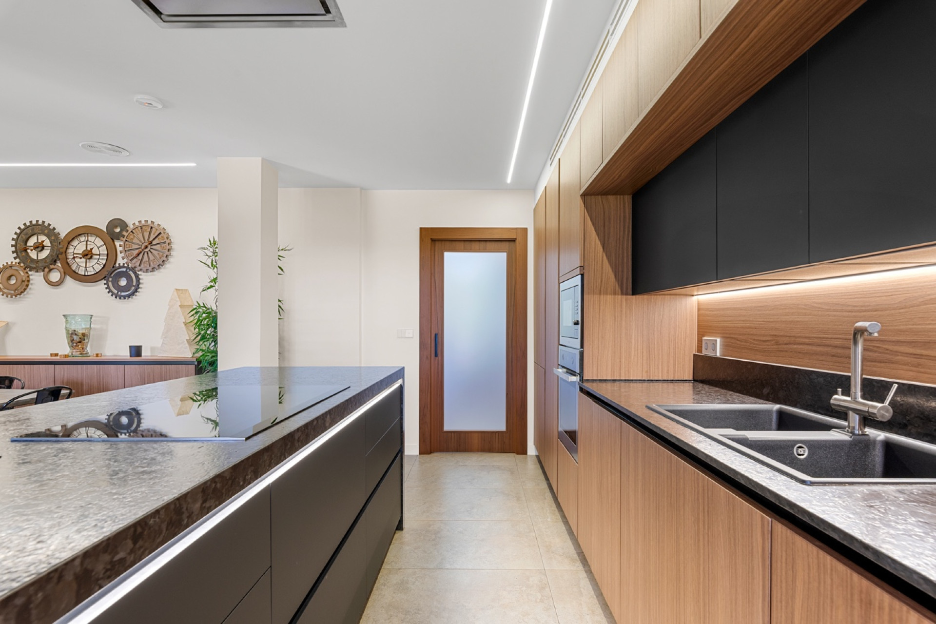 Odsprzedaż - Villa - Elche