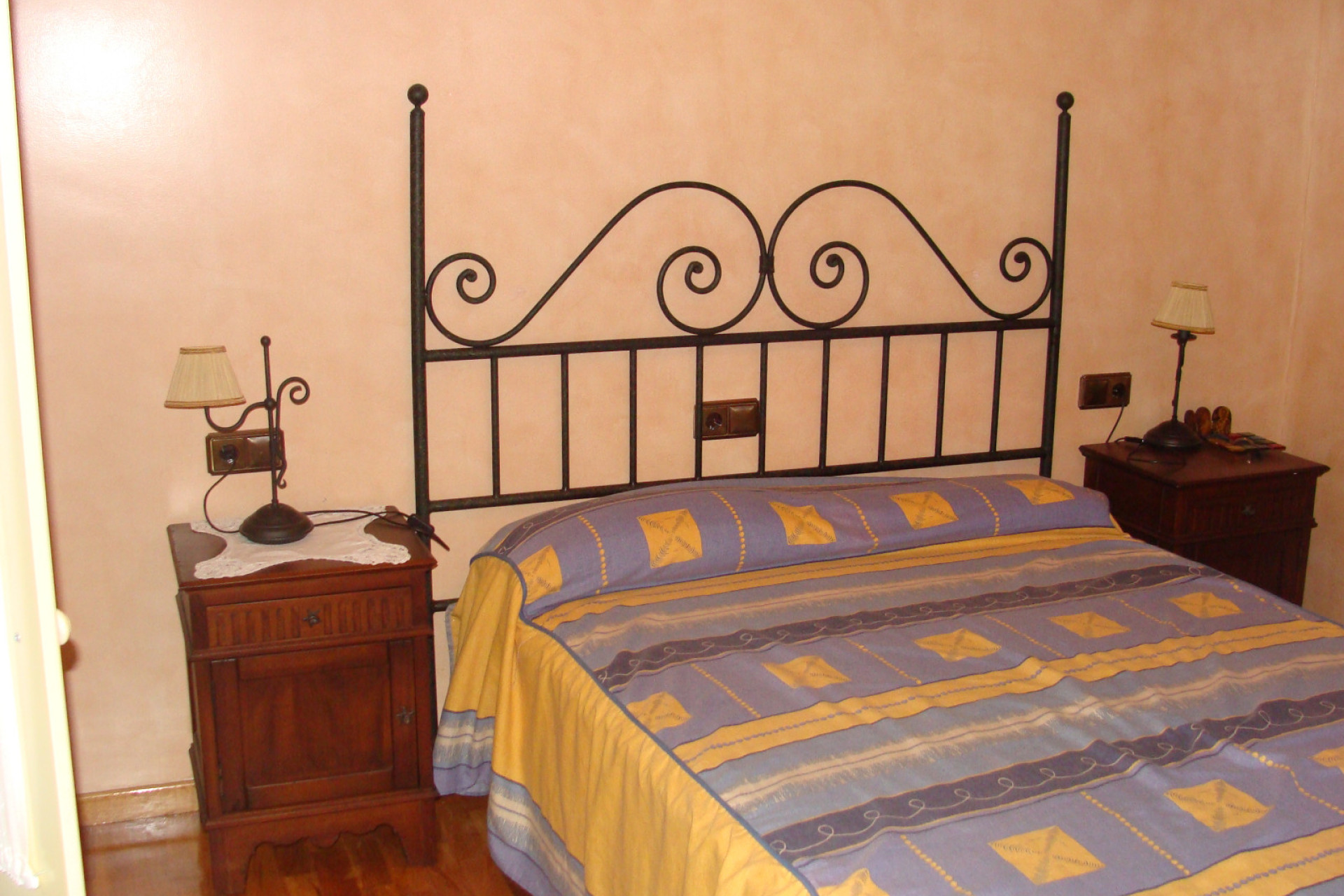 Odsprzedaż - Villa - Elche