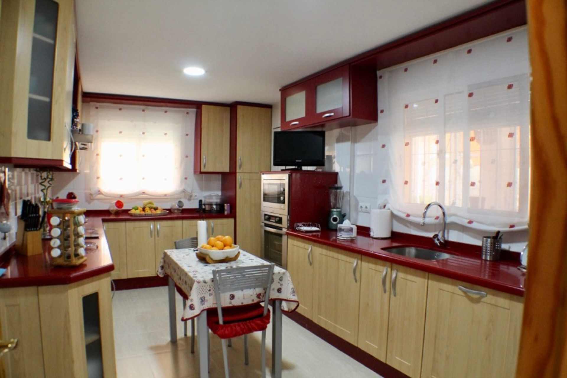 Odsprzedaż - Villa - La Nucía - Urbanisations