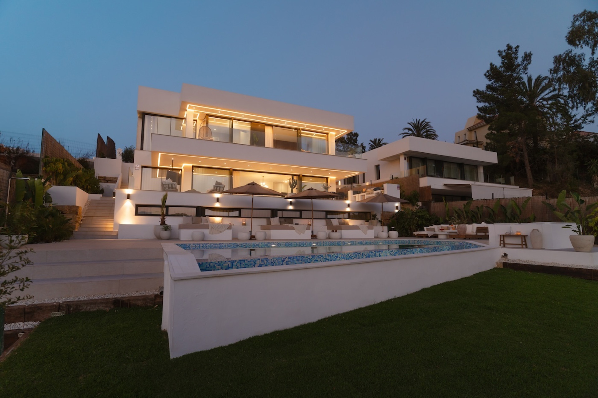 Odsprzedaż - Villa - Marbella - Nueva Andalucía