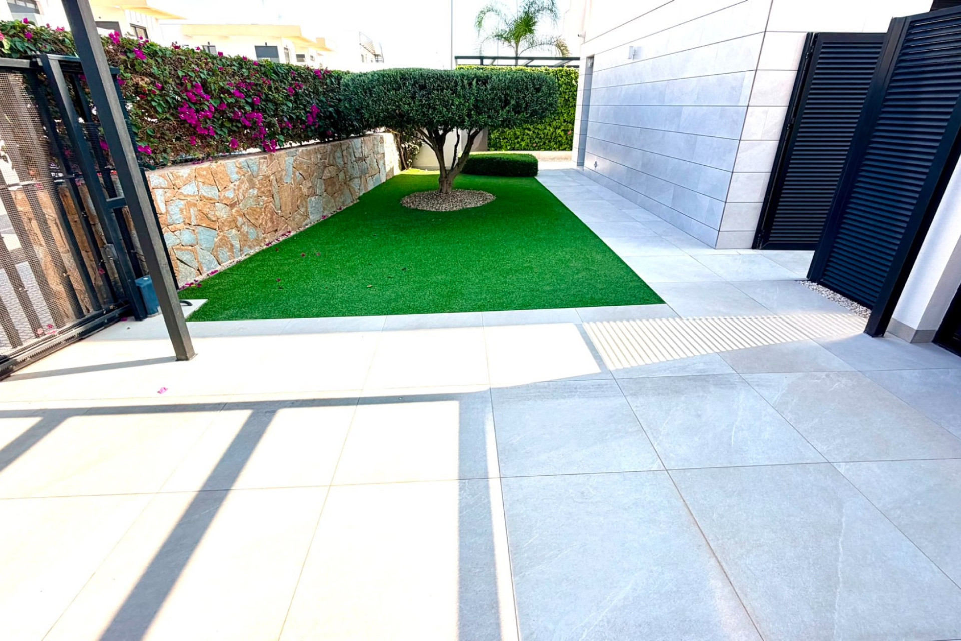 Odsprzedaż - Villa - Montesinos - La Herrada