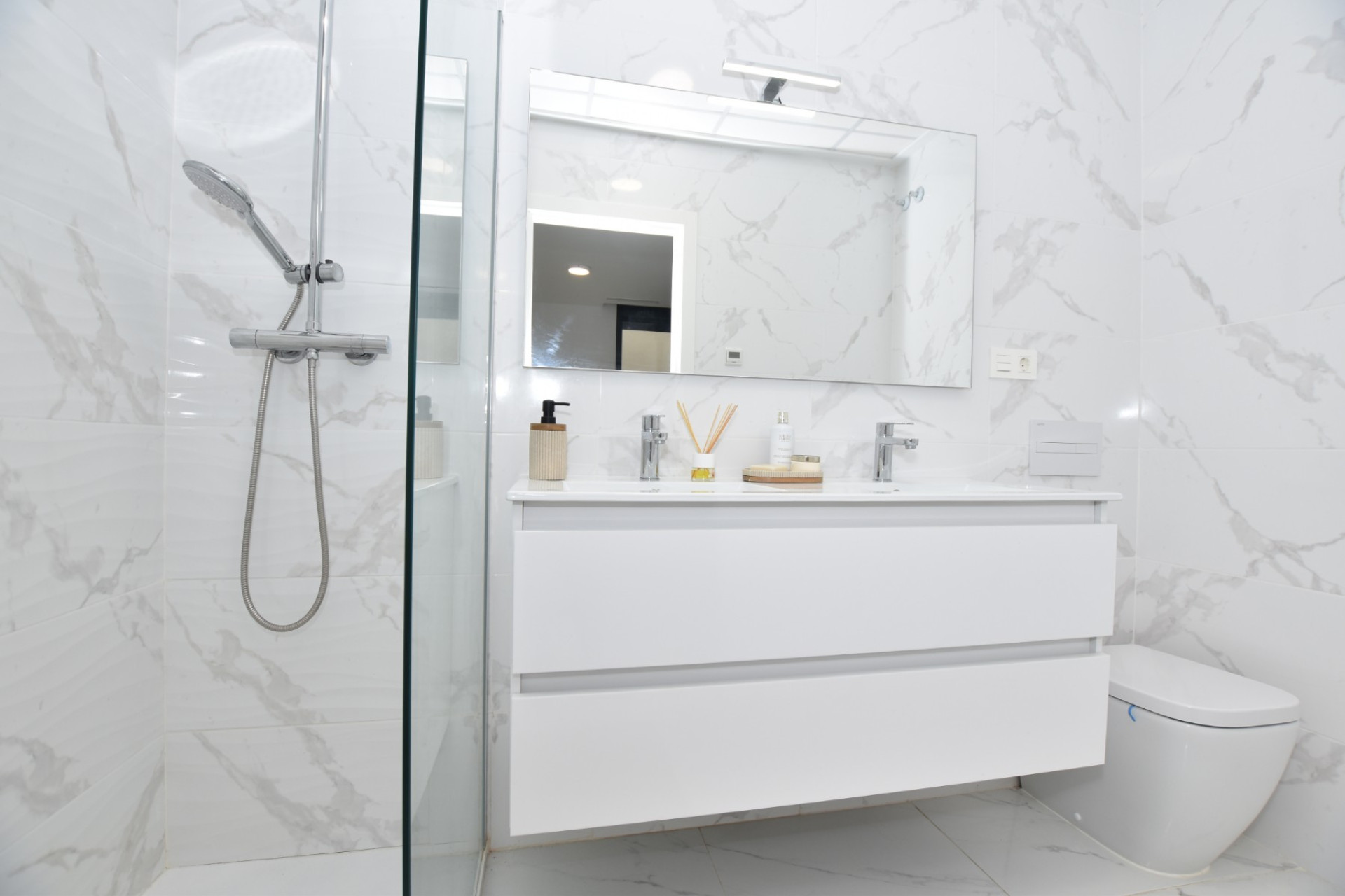 Odsprzedaż - Villa - Montesinos - Los Montesinos