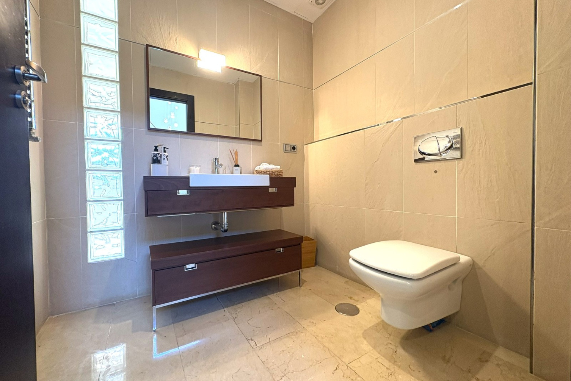 Odsprzedaż - Villa - Murcia