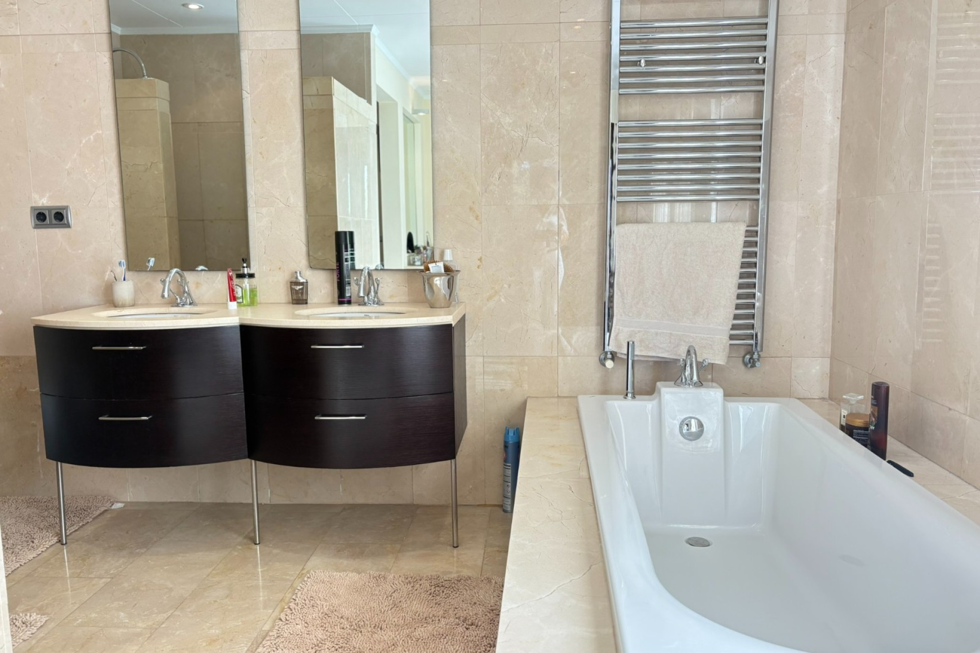 Odsprzedaż - Villa - Murcia