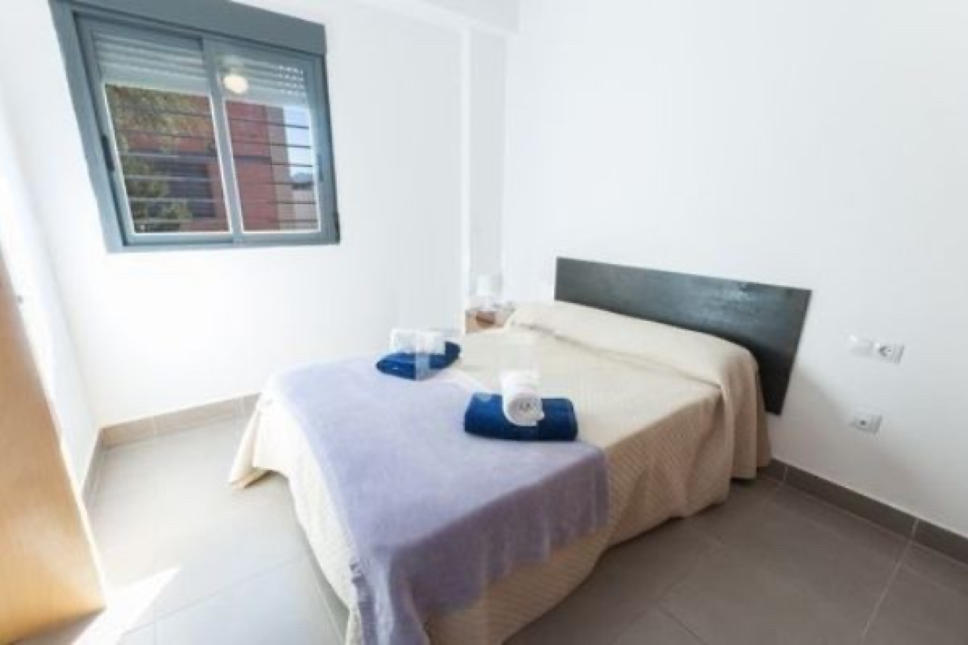 Odsprzedaż - Villa - Oliva - Oliva Nova