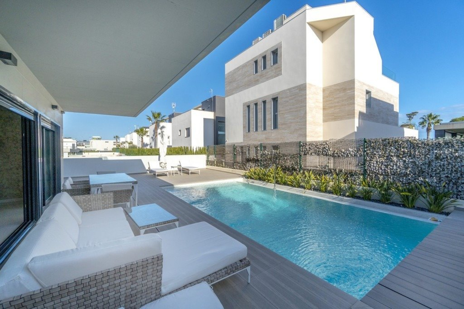 Odsprzedaż - Villa - Orihuela Costa - Aguamarina