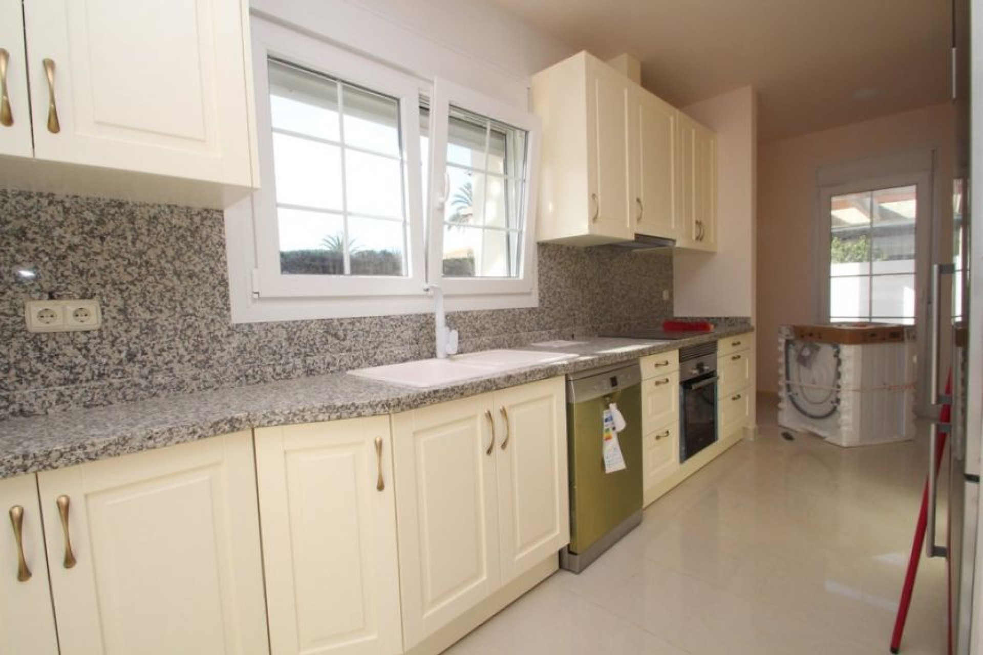 Odsprzedaż - Villa - Orihuela Costa - Cabo Roig