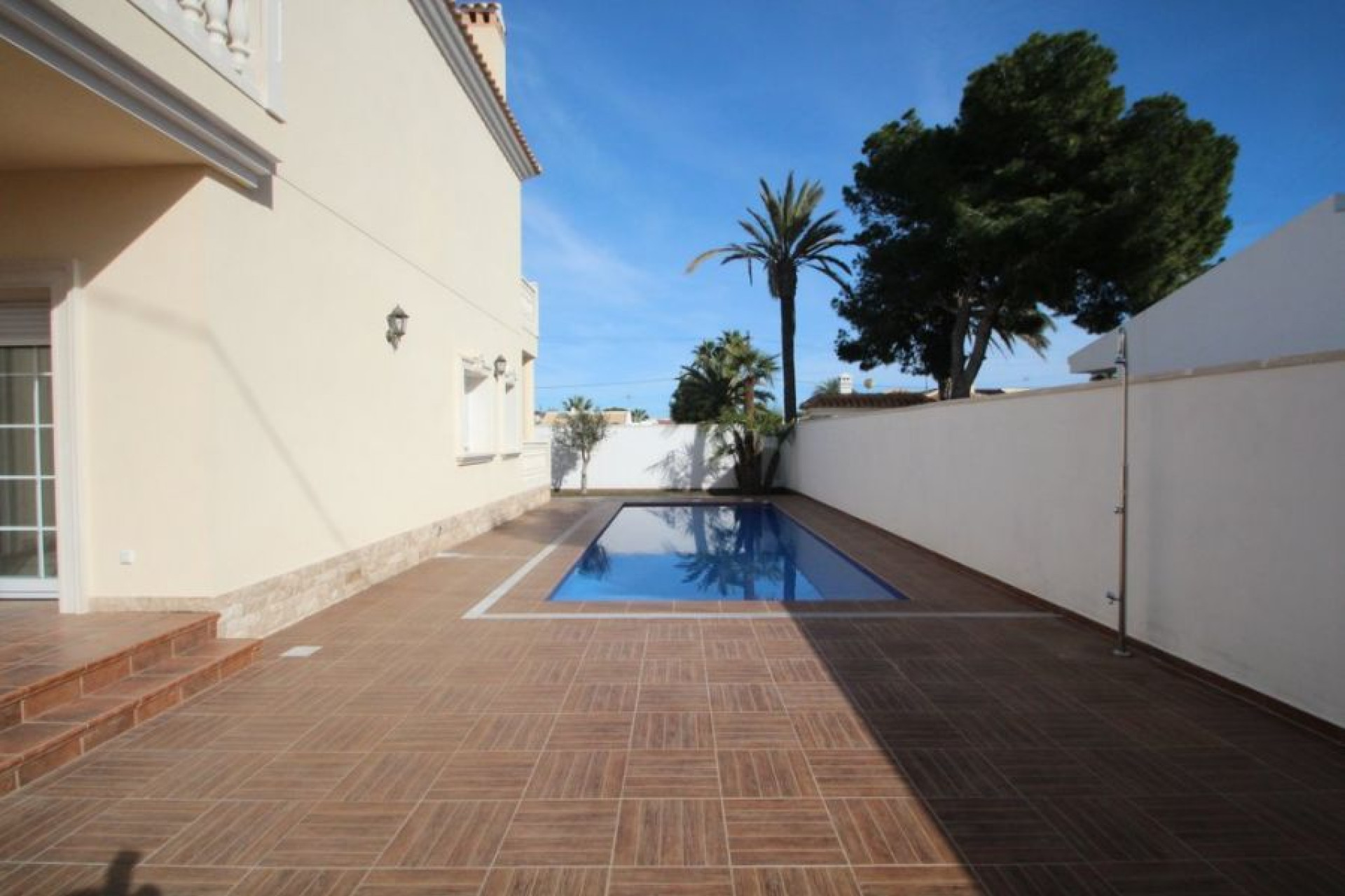 Odsprzedaż - Villa - Orihuela Costa - Cabo Roig